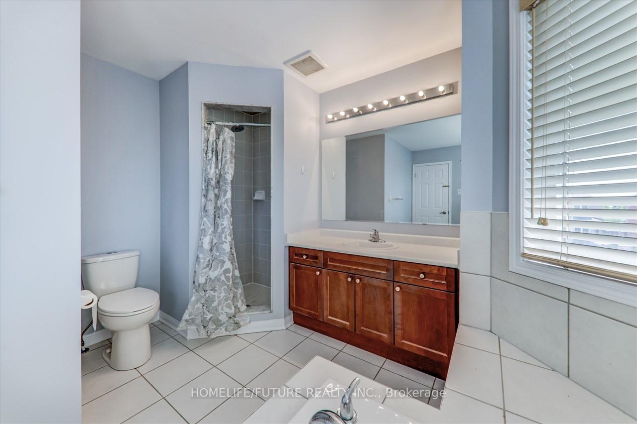 Photo 26 of Unit Main & 2nd, 49 Peppermint Close, Brampton, Bram East — HOMEH