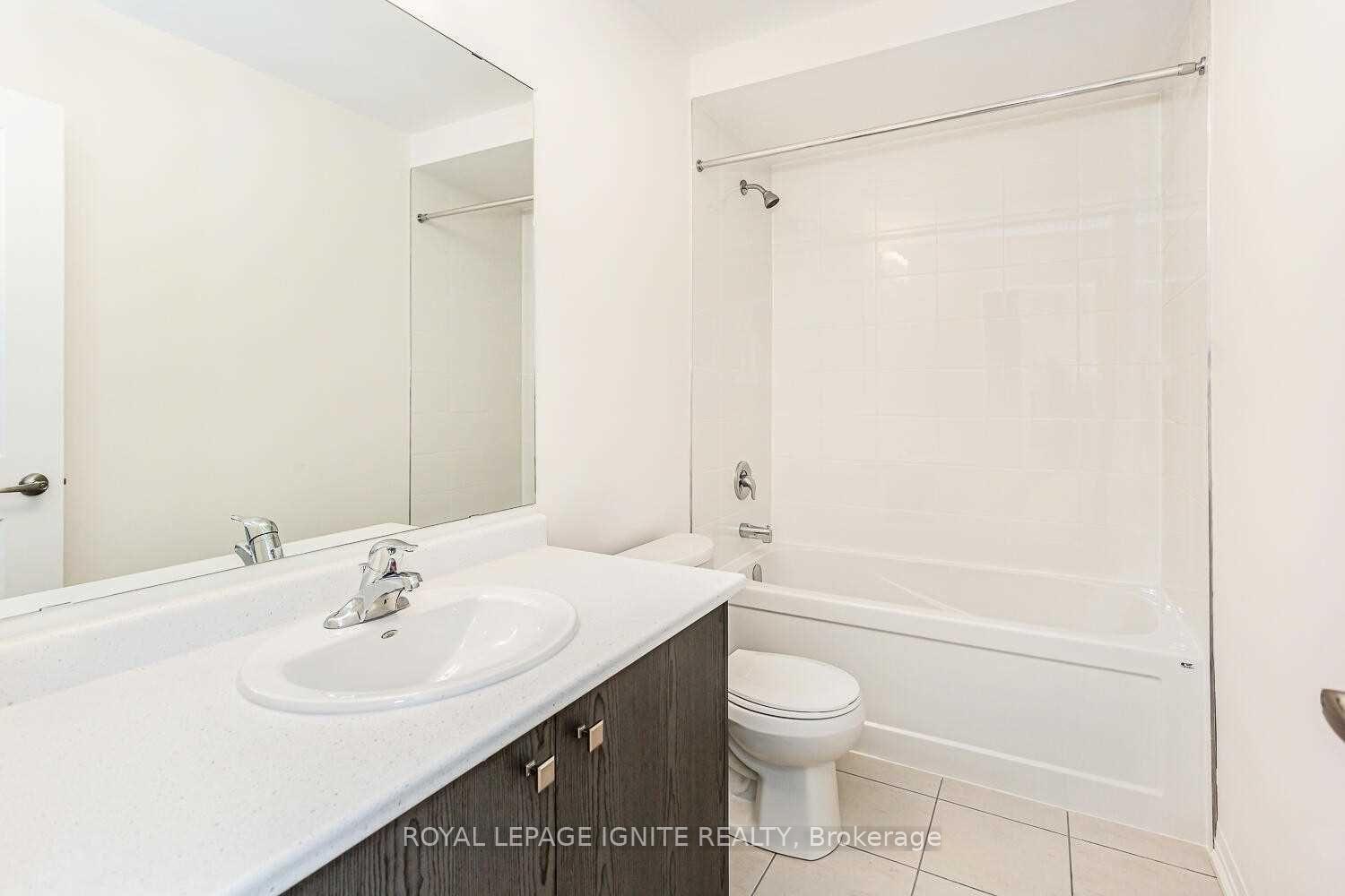 Photo 20 of 44 Skyridge Drive, Brampton, Bram East — HOMEH