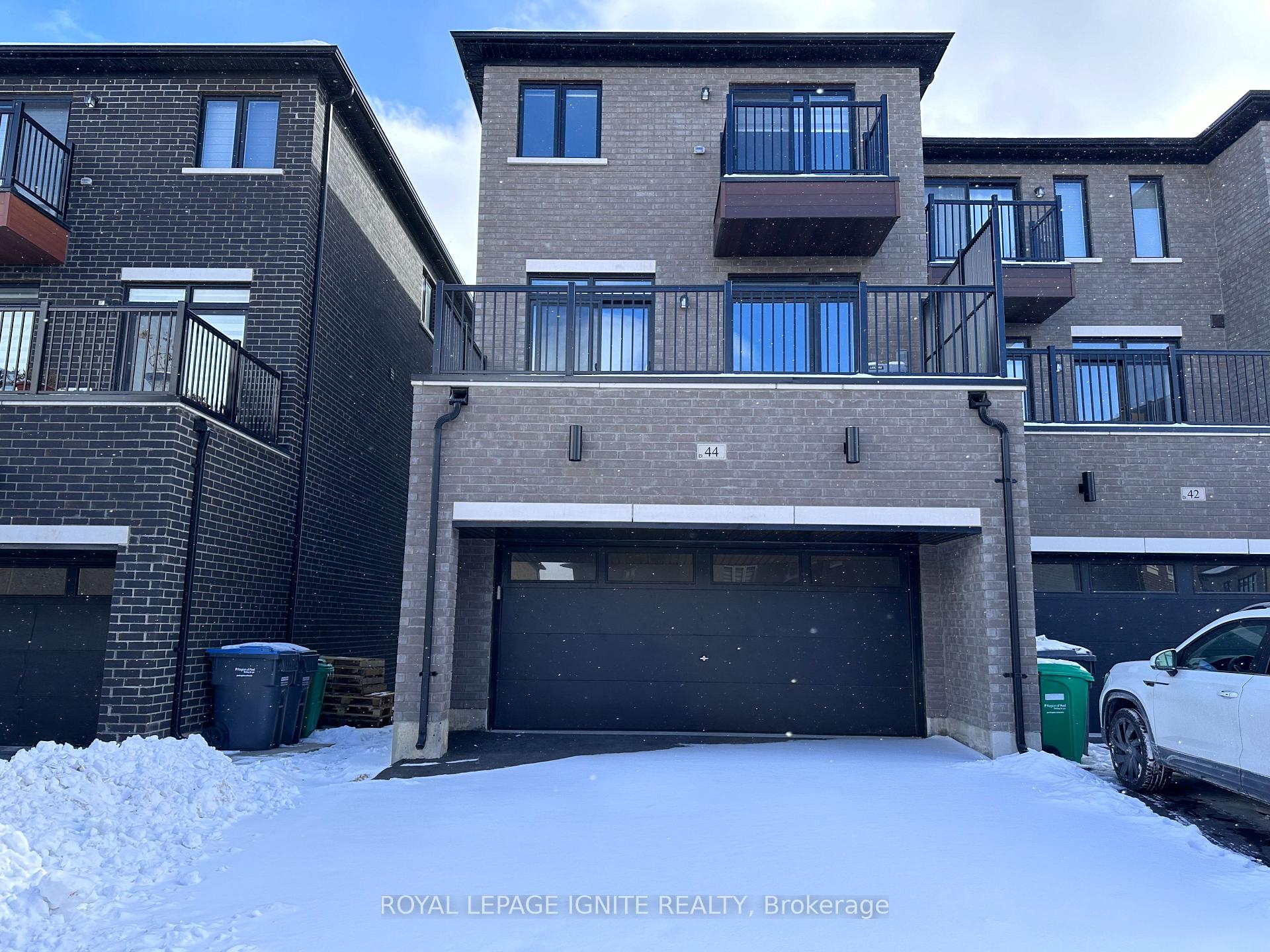 Photo 23 of 44 Skyridge Drive, Brampton, Bram East — HOMEH