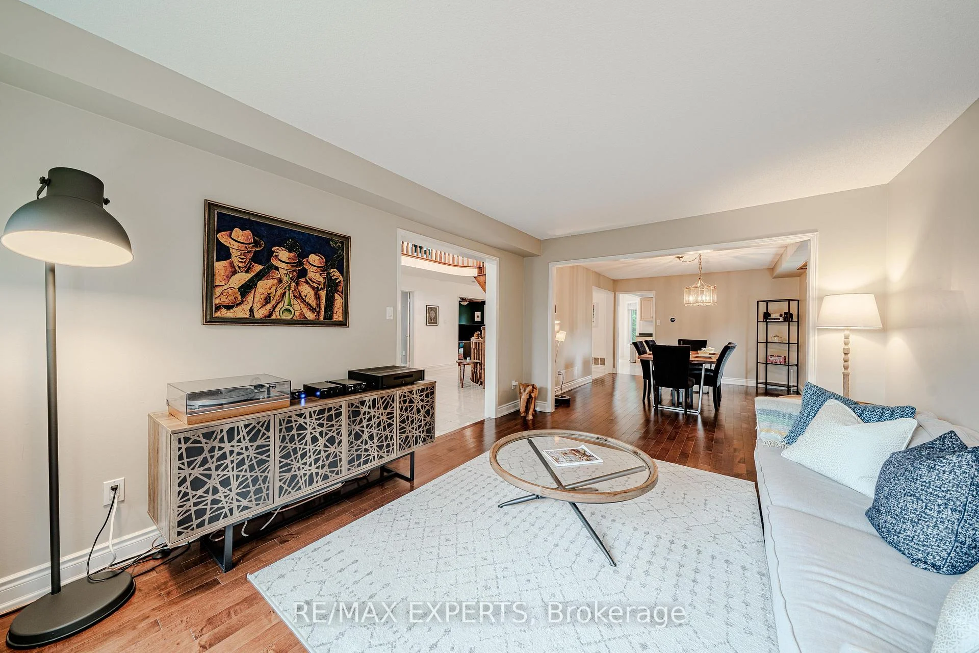 Photo 8 of 231 Mossbrook Square, Pickering, Highbush — HOMEH