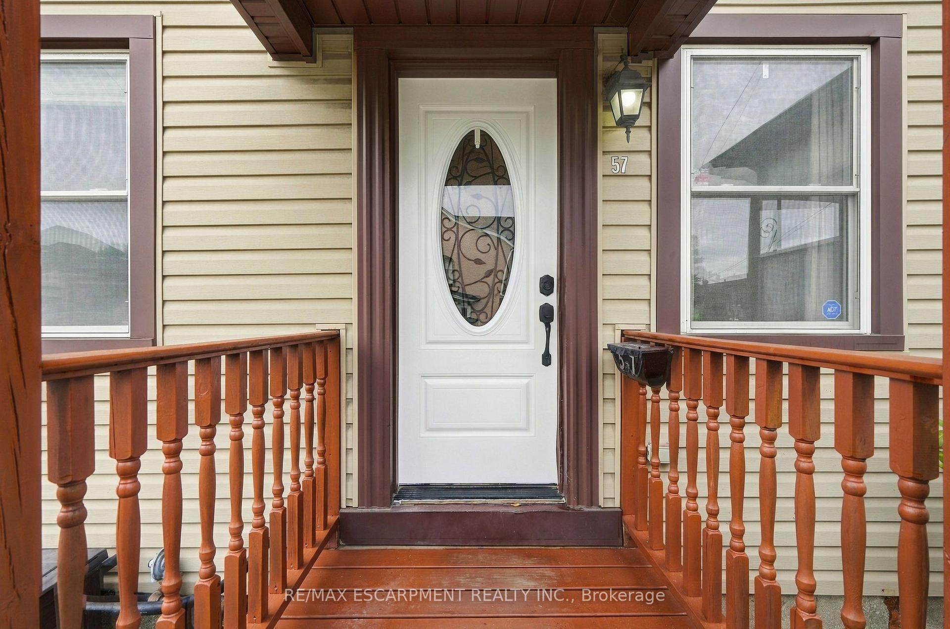 Photo 4 of 57 Tisdale Street N, Hamilton, Landsdale — HOMEH