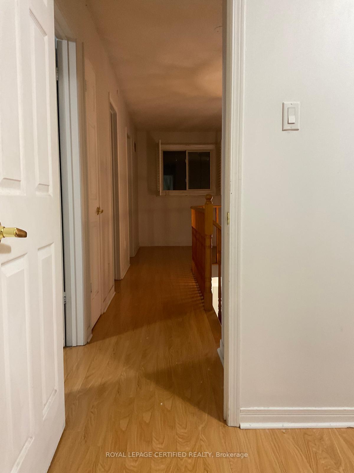 Photo 13 of Unit Upper, 211 Macedonia Crescent, Mississauga, Fairview — HOMEH