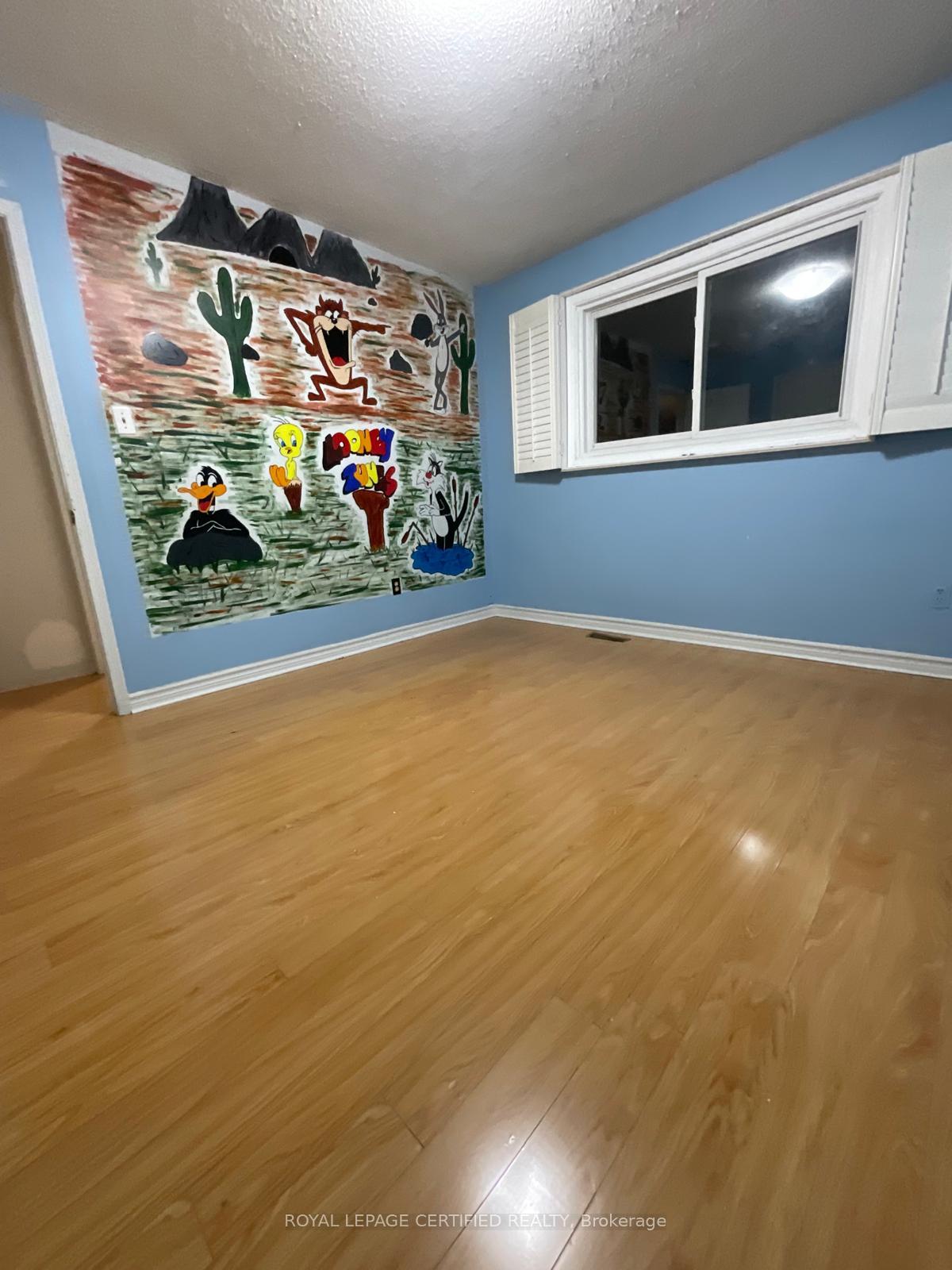 Photo 30 of Unit Upper, 211 Macedonia Crescent, Mississauga, Fairview — HOMEH
