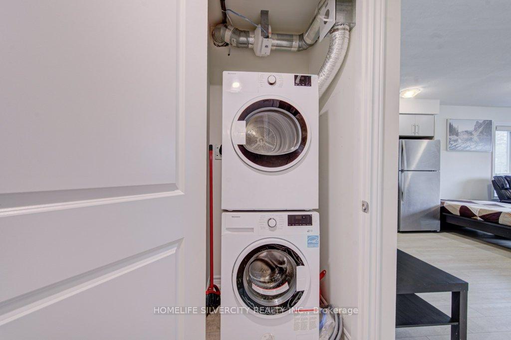 Photo 18 of Unit #18, 235 Chapel Hill Drive, Kitchener — HOMEH