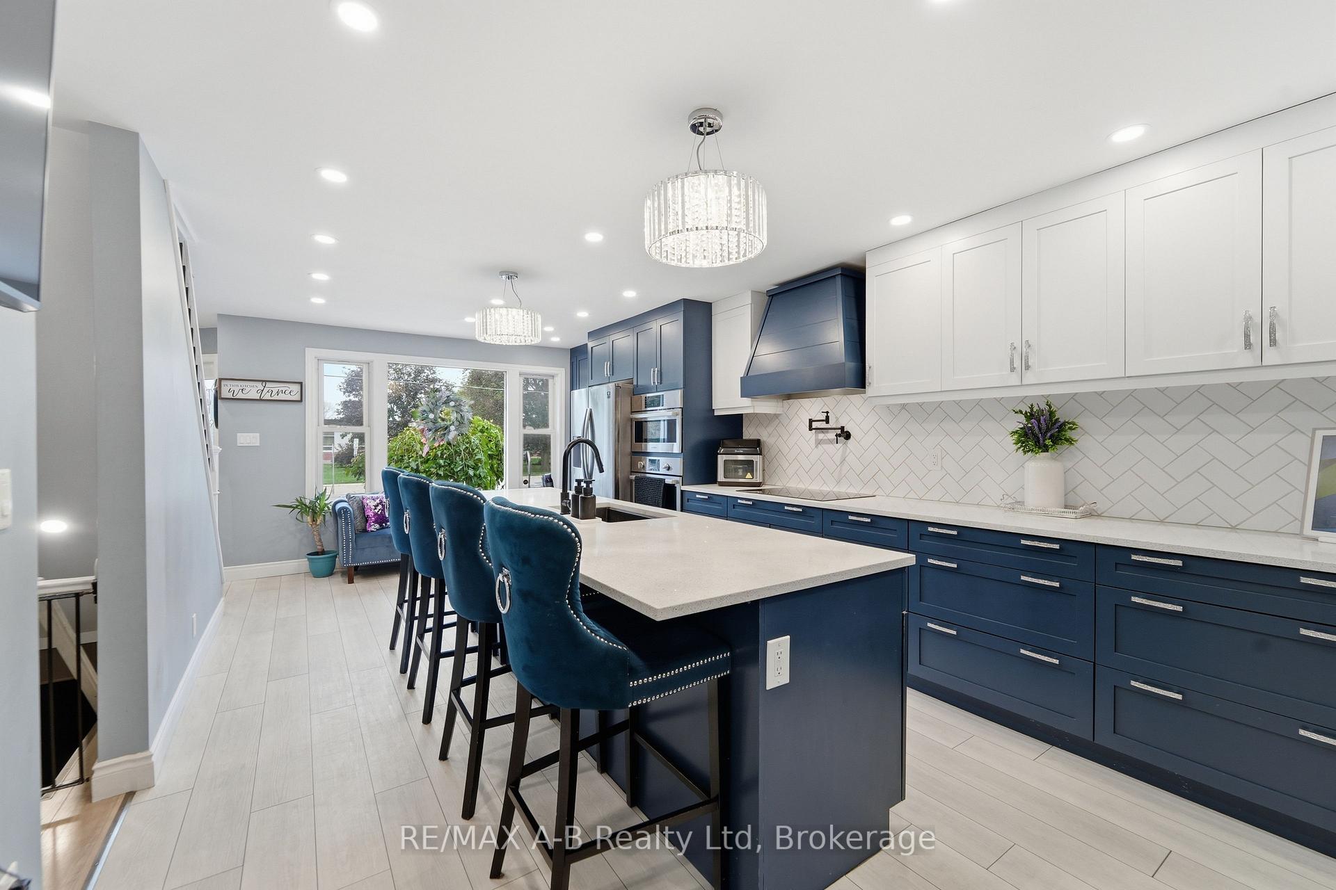 Photo 10 of 77 Gidley Street E, South Huron, Exeter — HOMEH