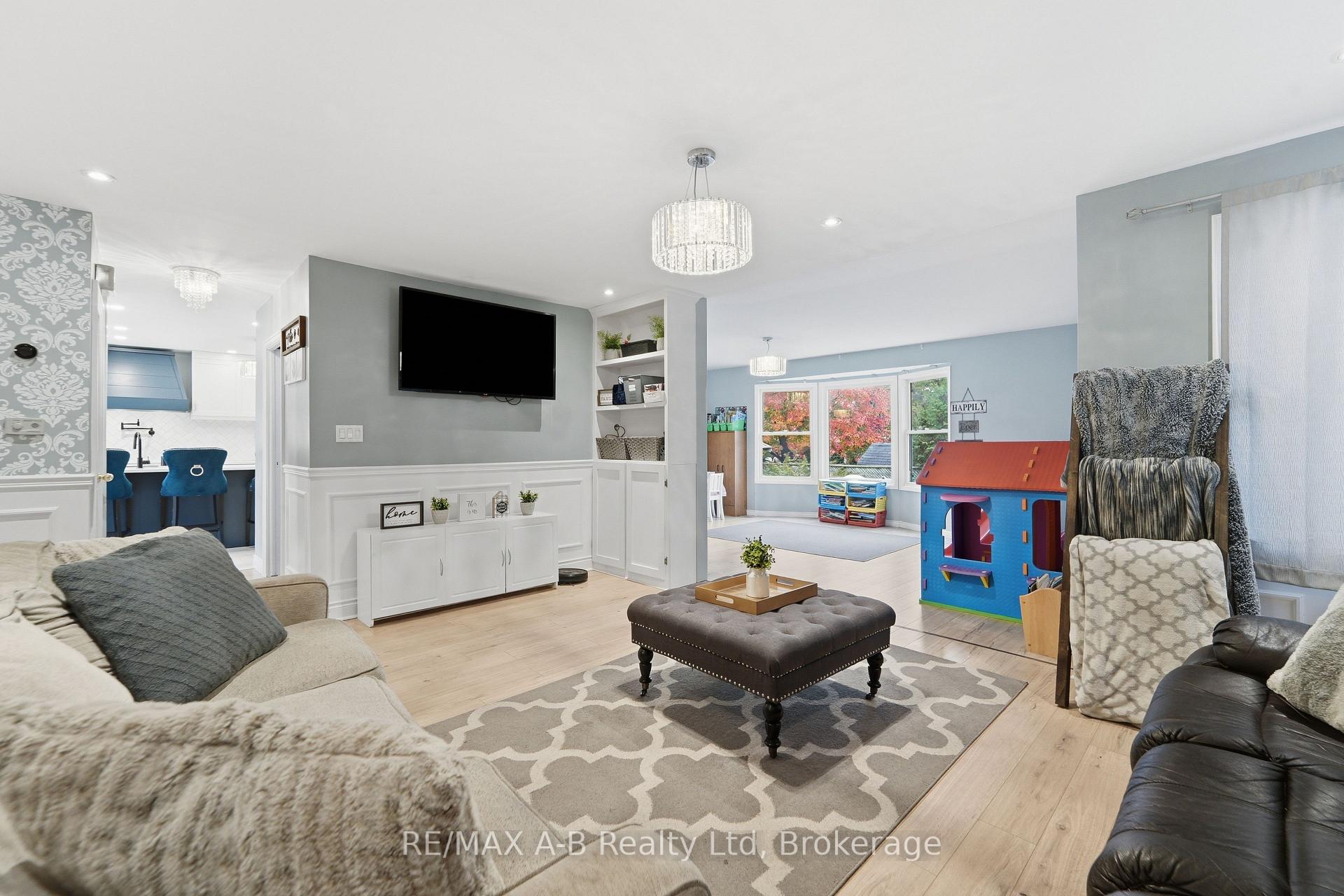 Photo 16 of 77 Gidley Street E, South Huron, Exeter — HOMEH