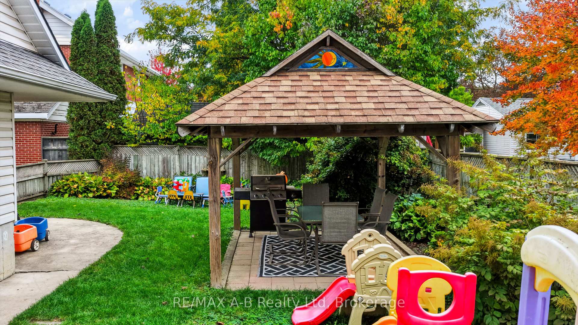 Photo 38 of 77 Gidley Street E, South Huron, Exeter — HOMEH