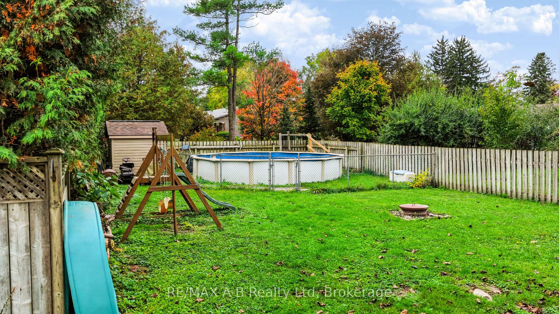 Photo 39 of 77 Gidley Street E, South Huron, Exeter — HOMEH