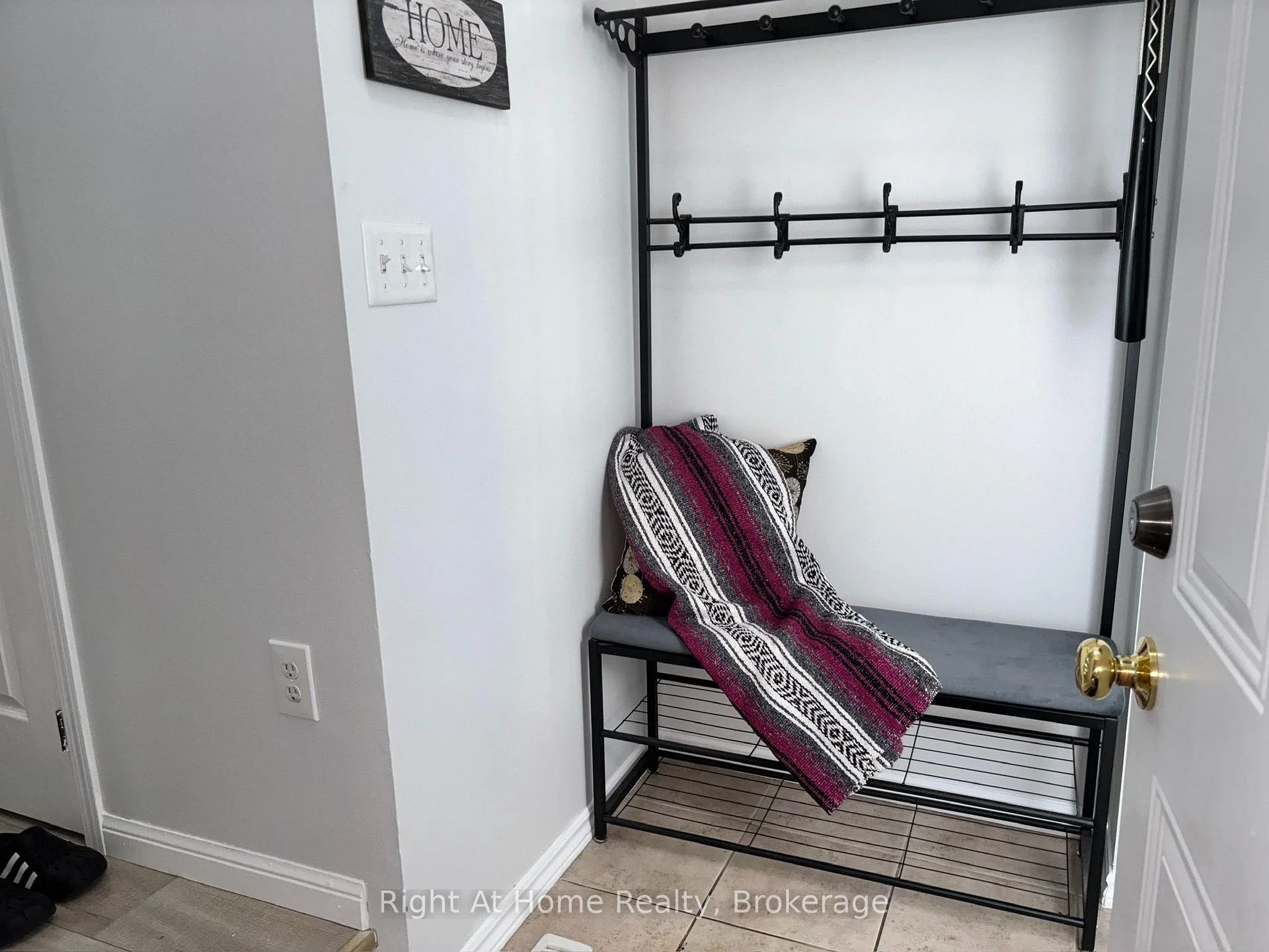 Photo 14 of Unit 19, 23 Connell Lane, Clarington, Bowmanville — HOMEH