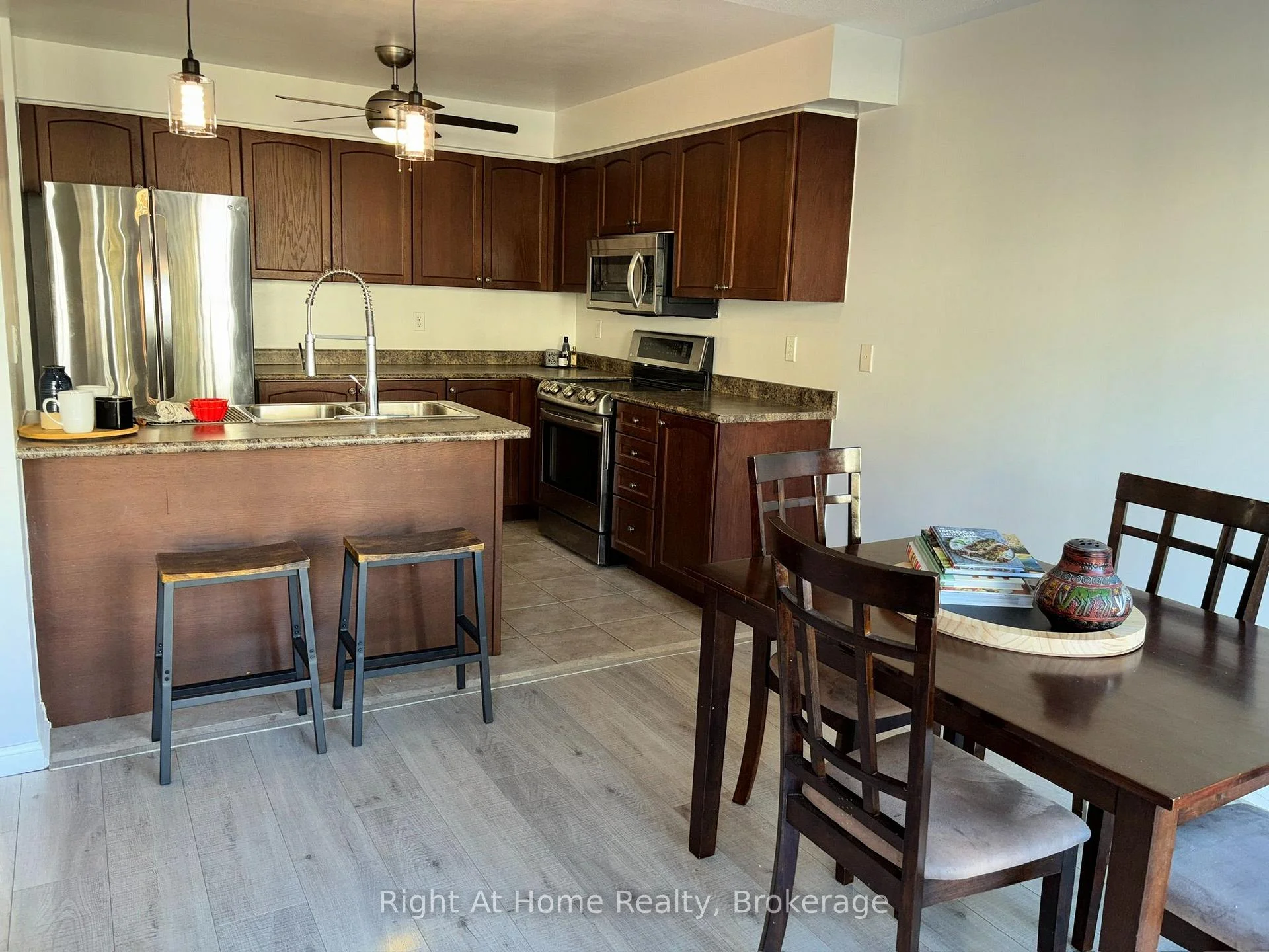 Photo 27 of Unit 19, 23 Connell Lane, Clarington, Bowmanville — HOMEH