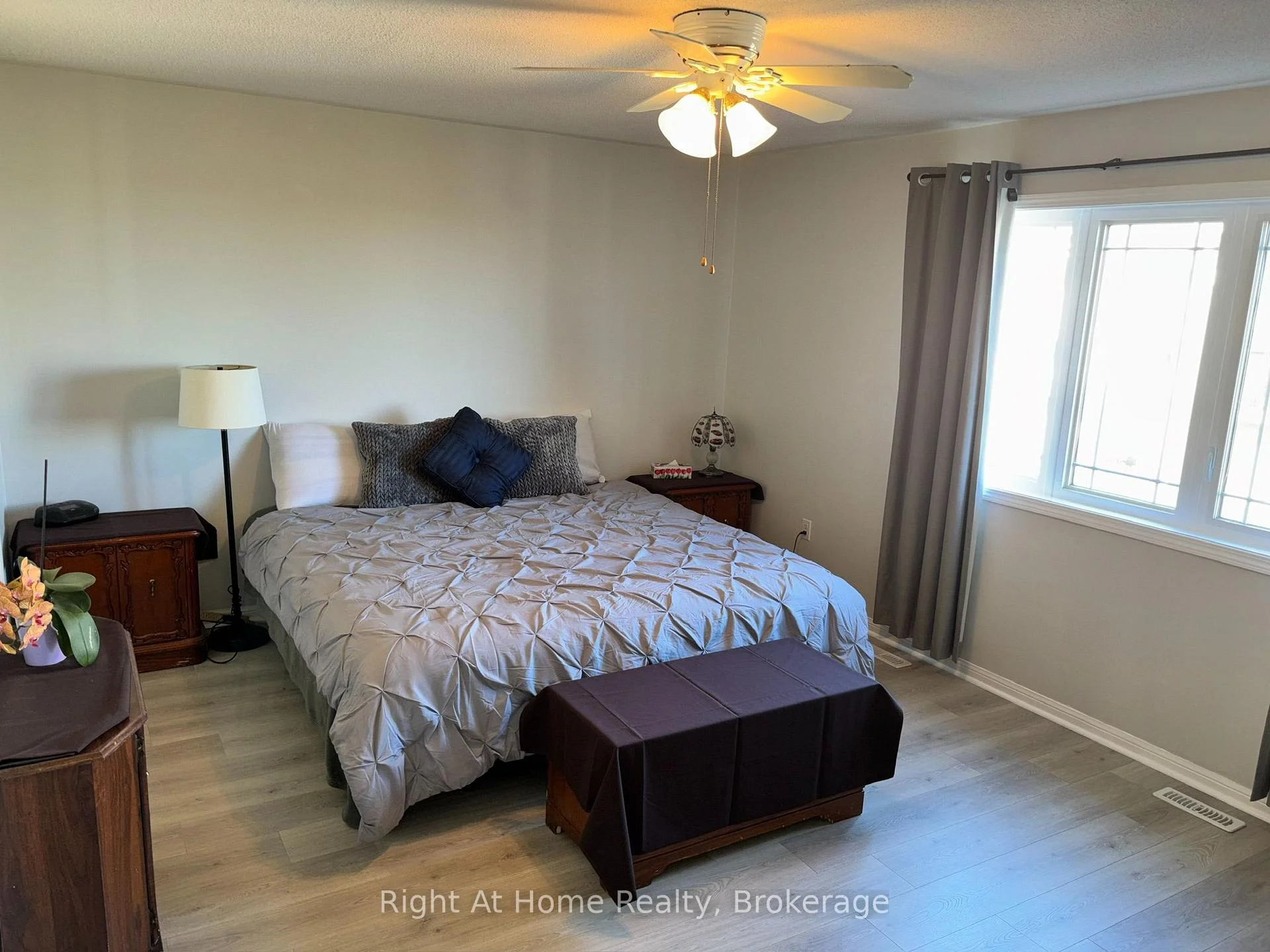 Photo 37 of Unit 19, 23 Connell Lane, Clarington, Bowmanville — HOMEH