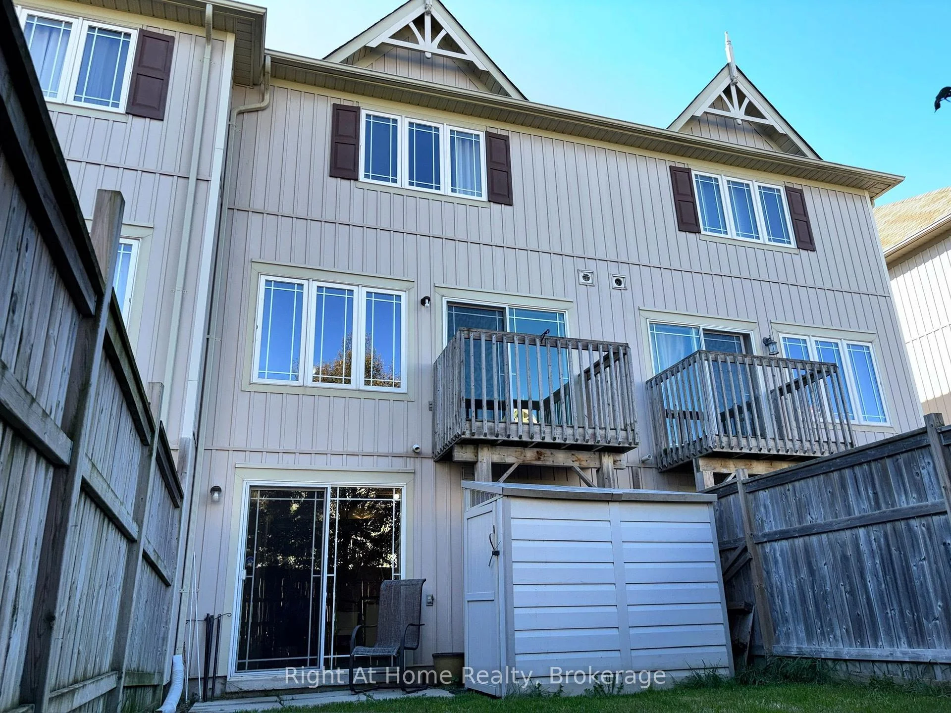 Photo 48 of Unit 19, 23 Connell Lane, Clarington, Bowmanville — HOMEH