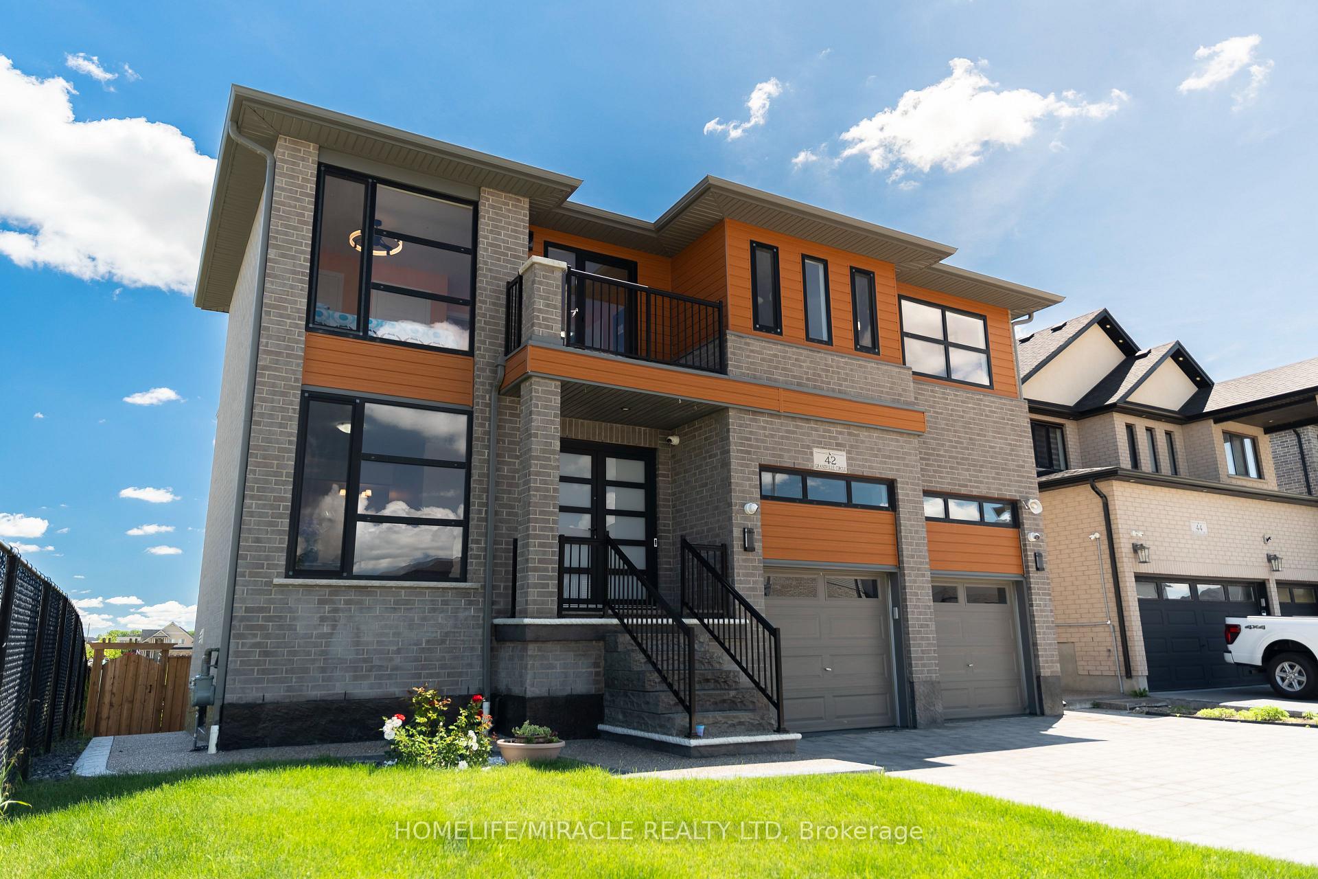 Photo 4 of 42 Grandville Circle, Brant, Paris — HOMEH