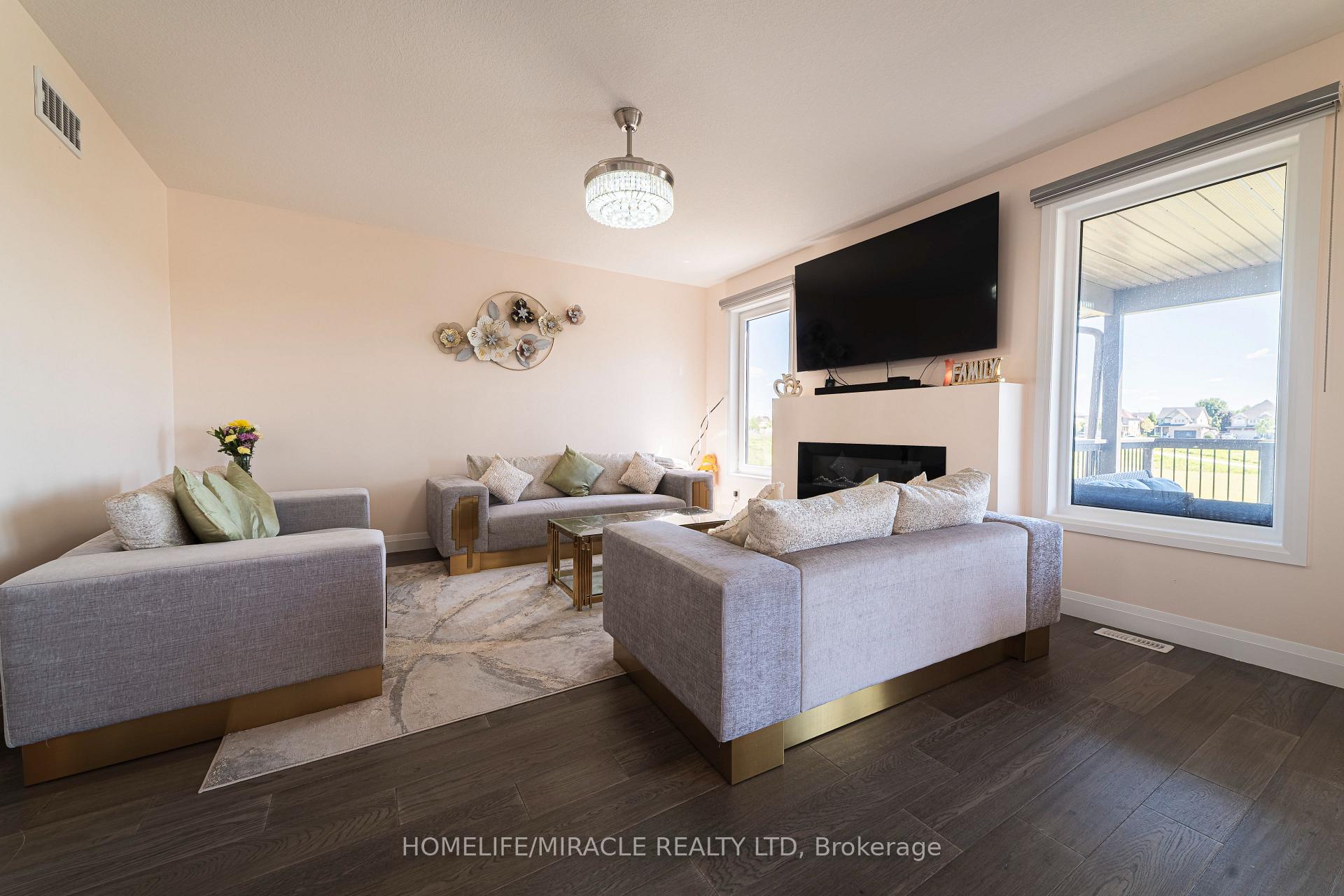 Photo 8 of 42 Grandville Circle, Brant, Paris — HOMEH