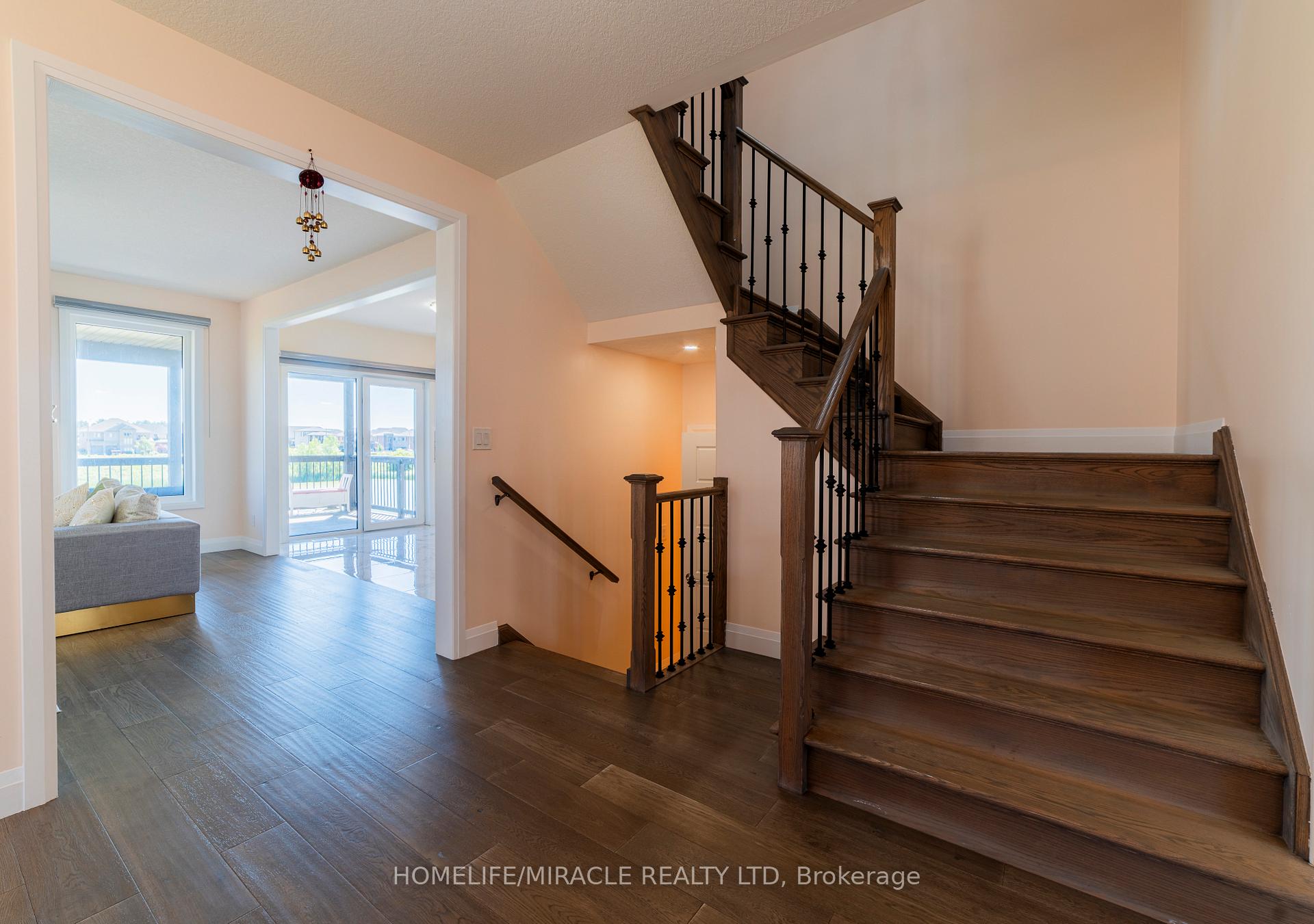 Photo 20 of 42 Grandville Circle, Brant, Paris — HOMEH