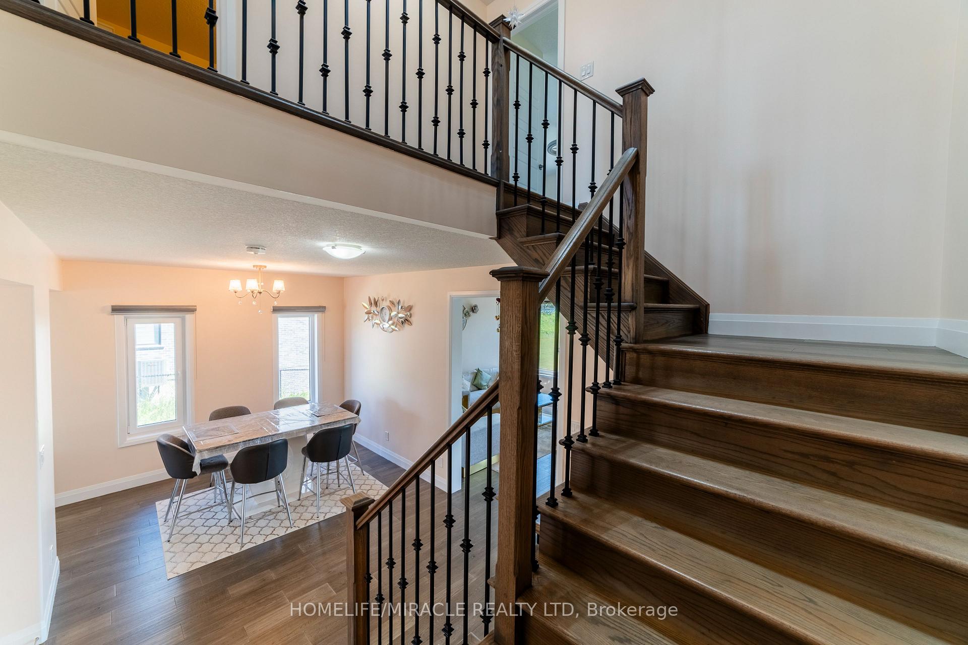 Photo 21 of 42 Grandville Circle, Brant, Paris — HOMEH