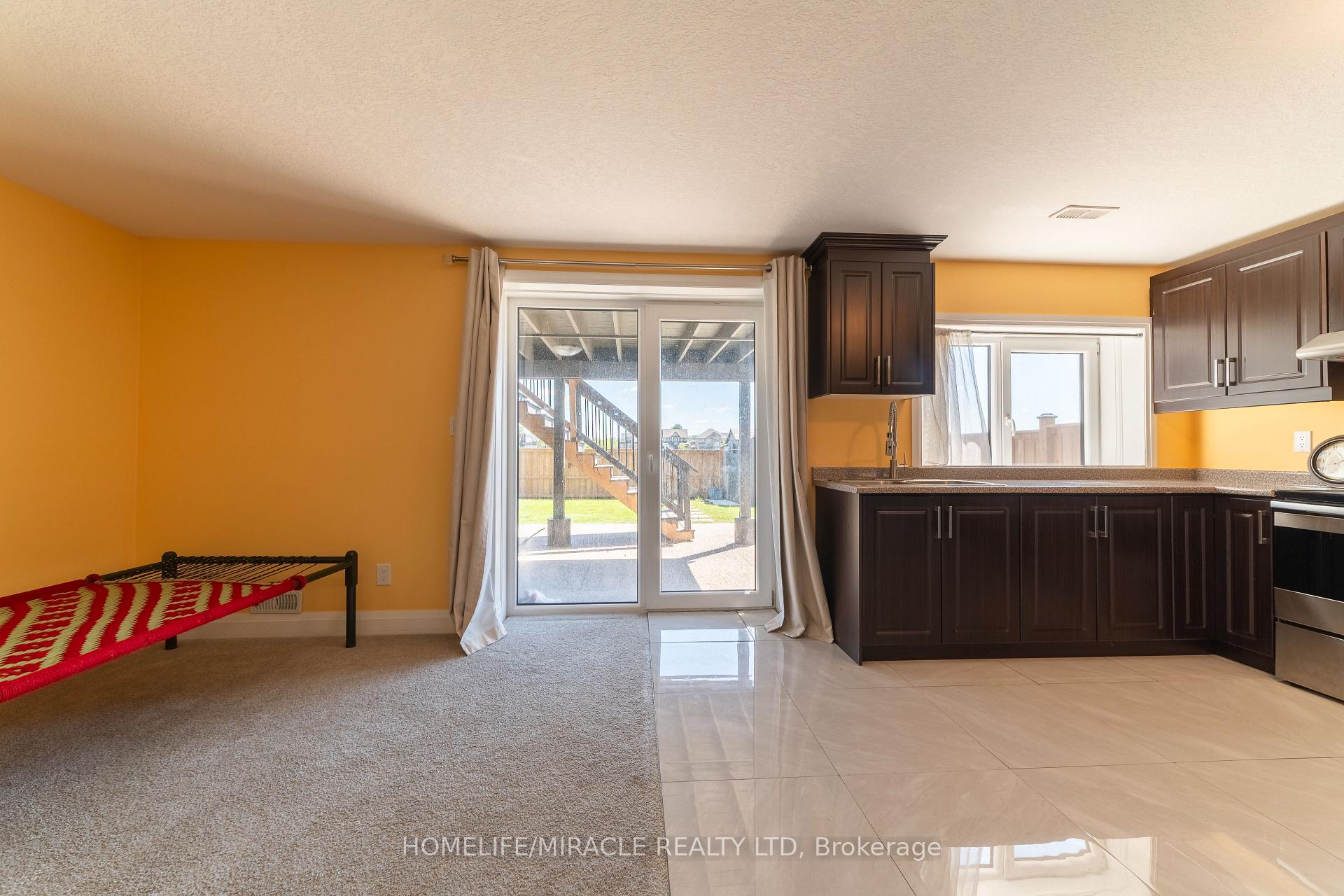 Photo 33 of 42 Grandville Circle, Brant, Paris — HOMEH