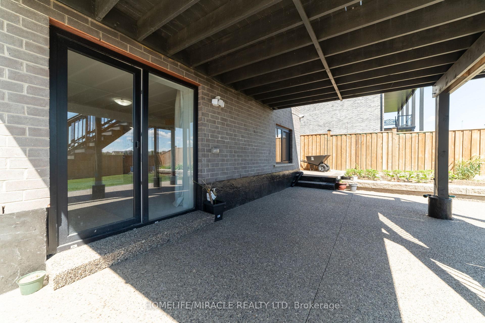 Photo 39 of 42 Grandville Circle, Brant, Paris — HOMEH