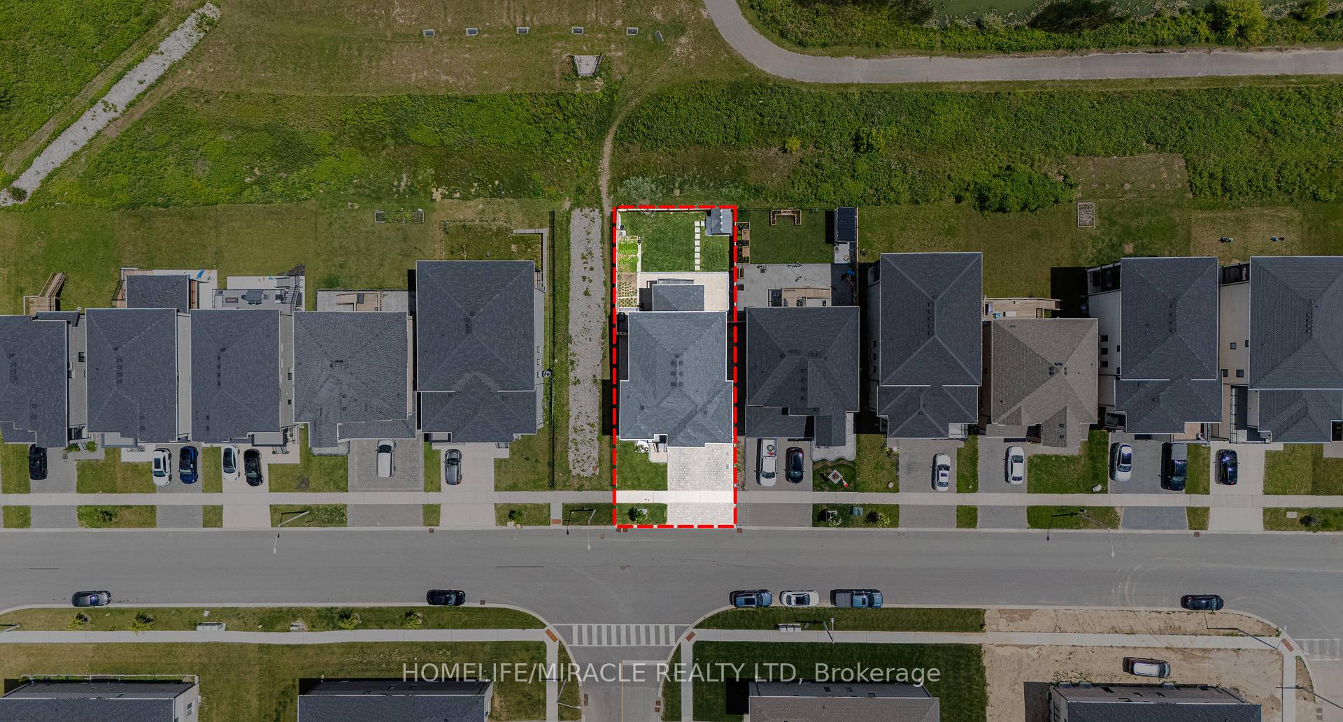Photo 44 of 42 Grandville Circle, Brant, Paris — HOMEH