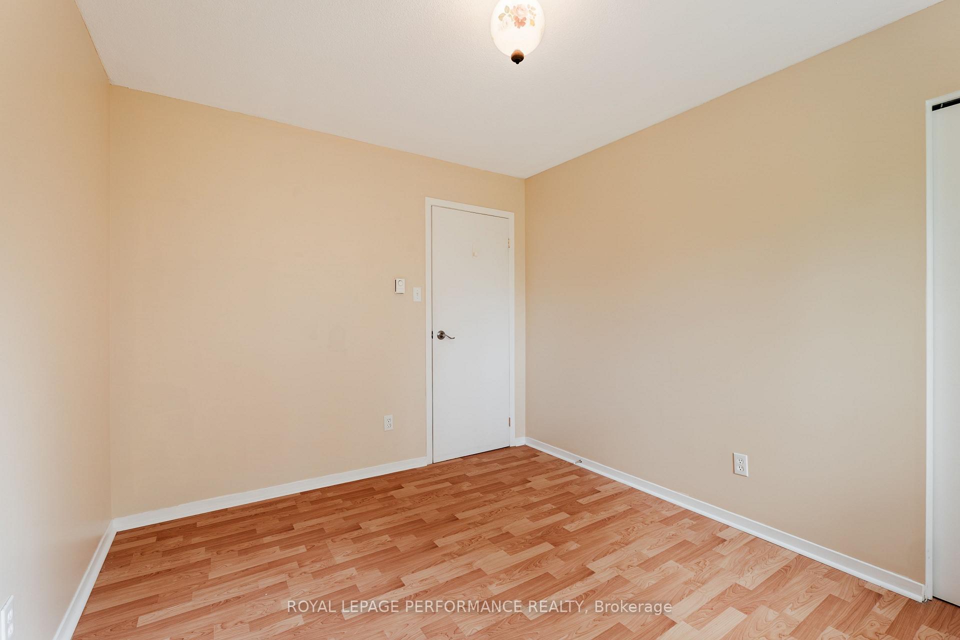 Photo 17 of Unit 210, 220 Kenyon Street, North Glengarry, Alexandria — HOMEH