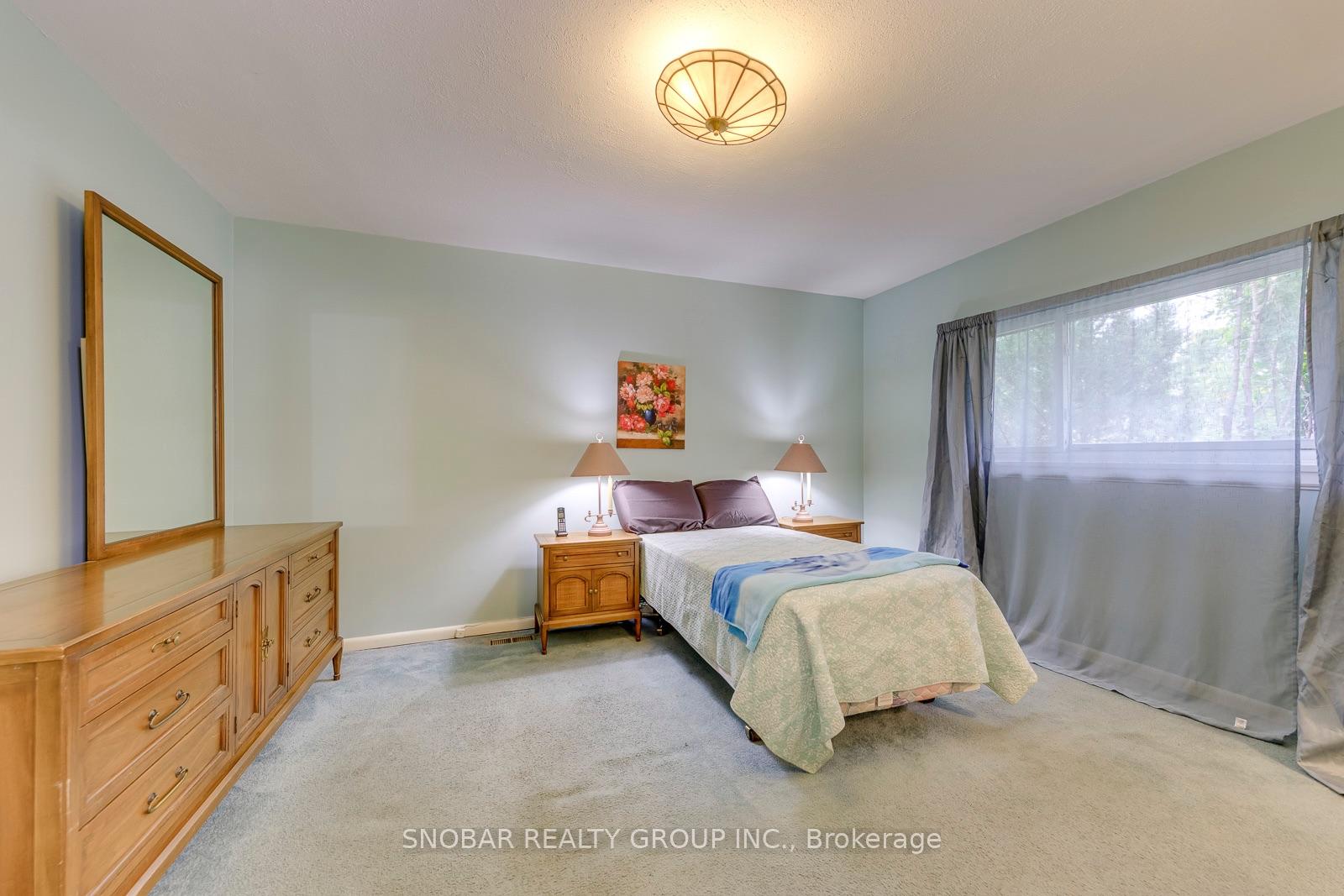 Photo 11 of 48 Sedgebrook Crescent, Etobicoke, Eringate-Centennial-West Deane — HOMEH
