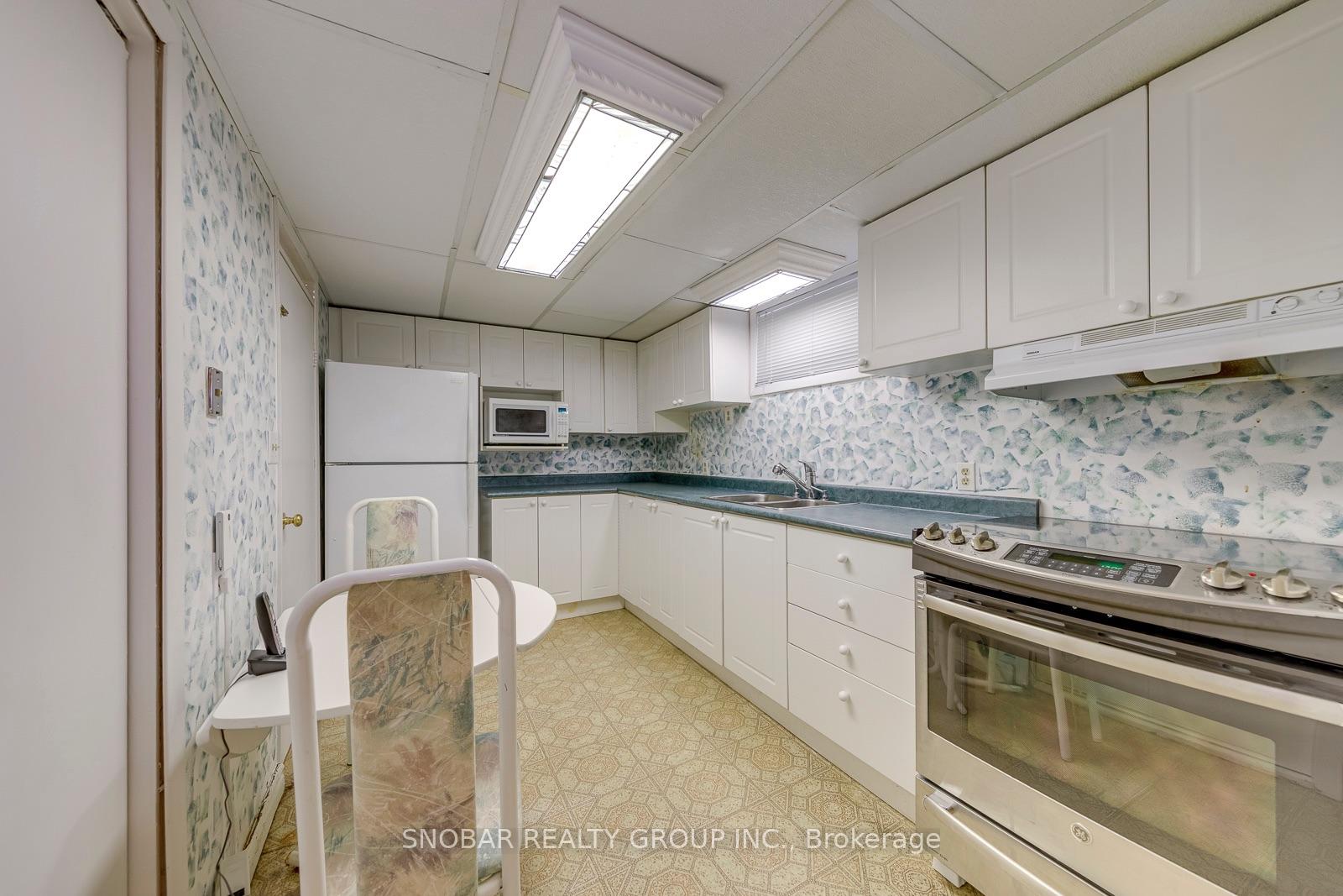 Photo 16 of 48 Sedgebrook Crescent, Etobicoke, Eringate-Centennial-West Deane — HOMEH