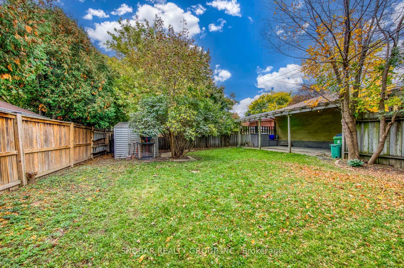 Photo 25 of 48 Sedgebrook Crescent, Etobicoke, Eringate-Centennial-West Deane — HOMEH