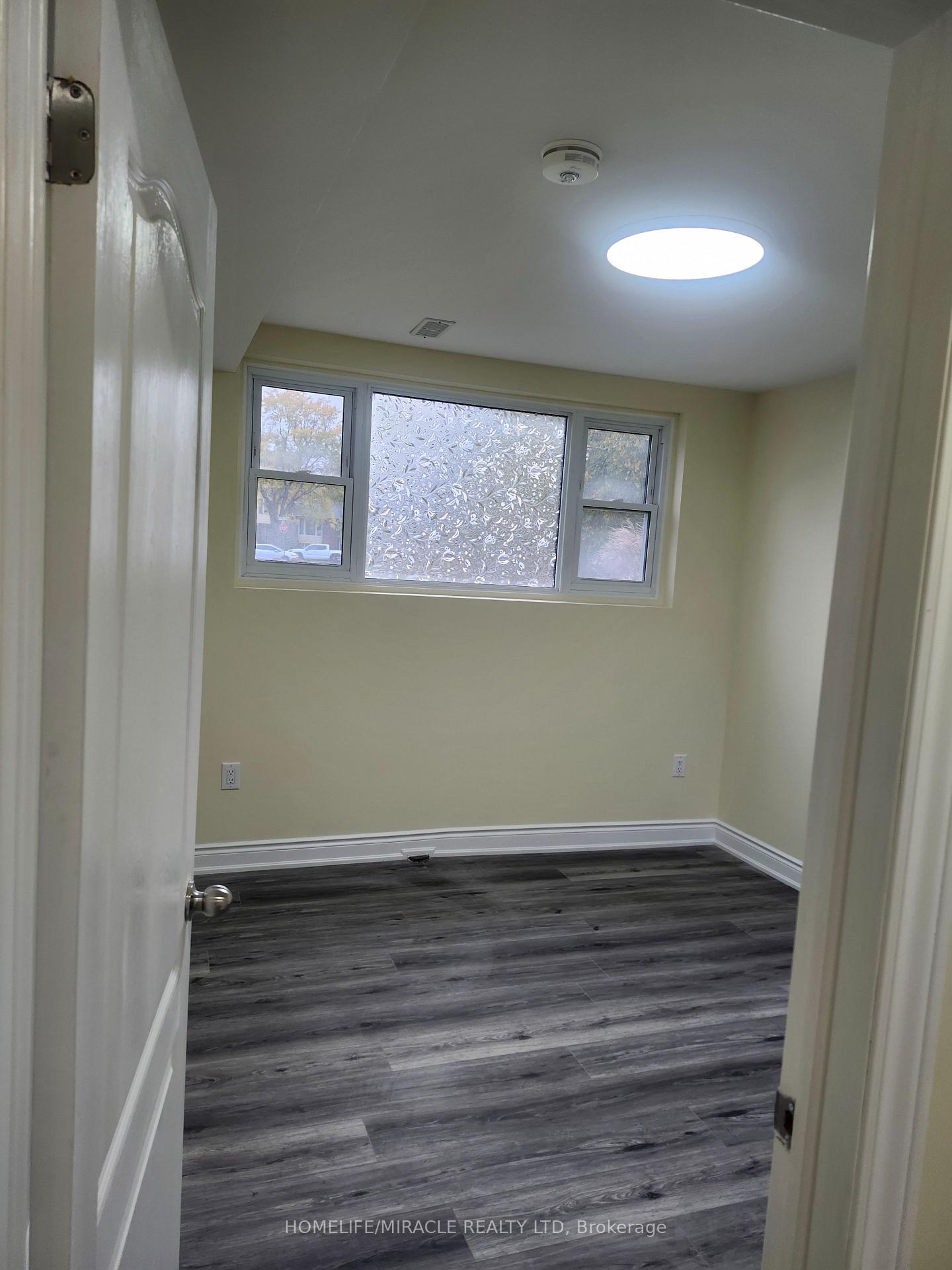 Photo 2 of Unit Basement, 6 Wall Court, Barrie, Cundles East — HOMEH