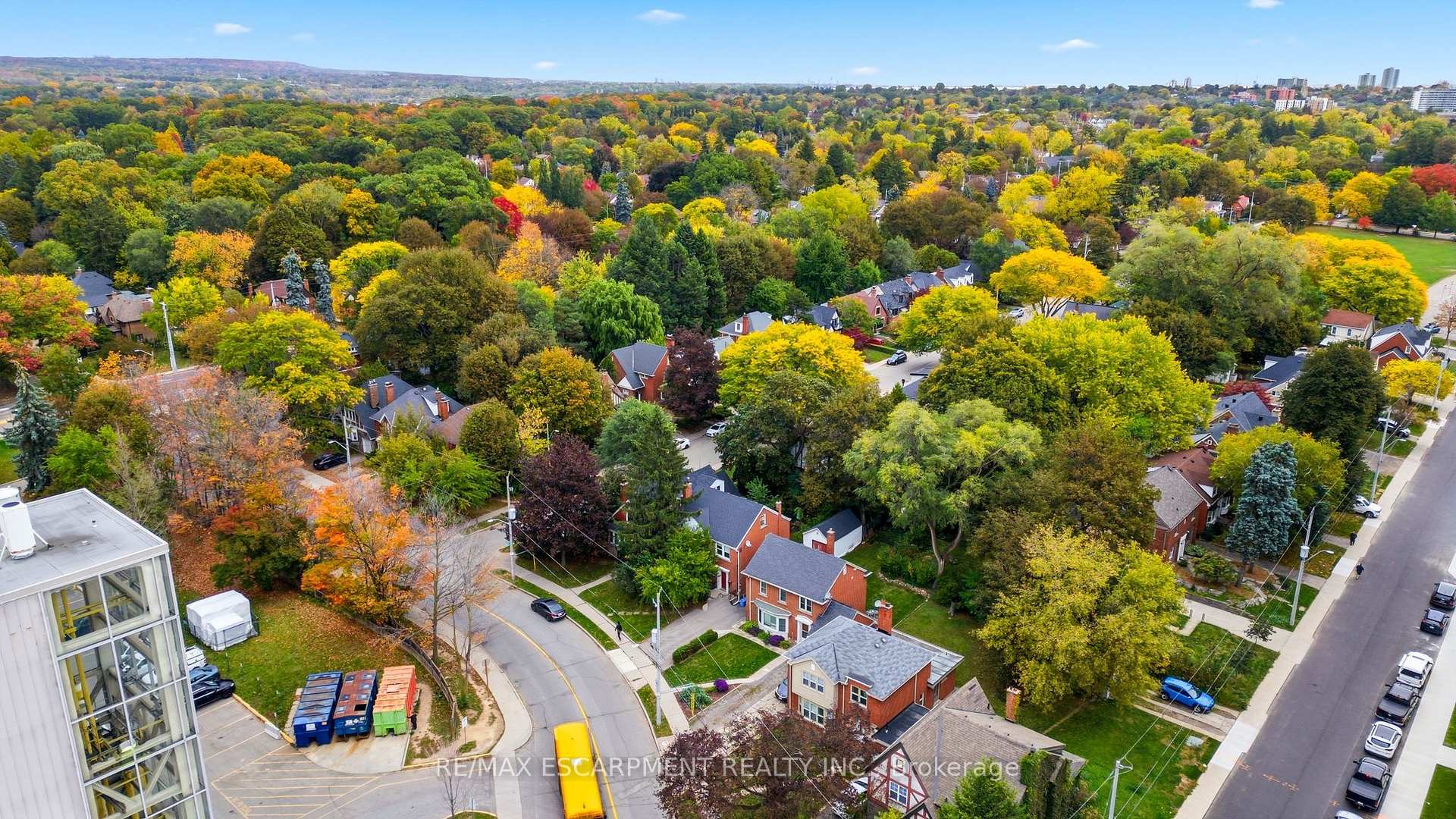 Photo 42 of 23 Forsyth Avenue S, Hamilton, Westdale — HOMEH