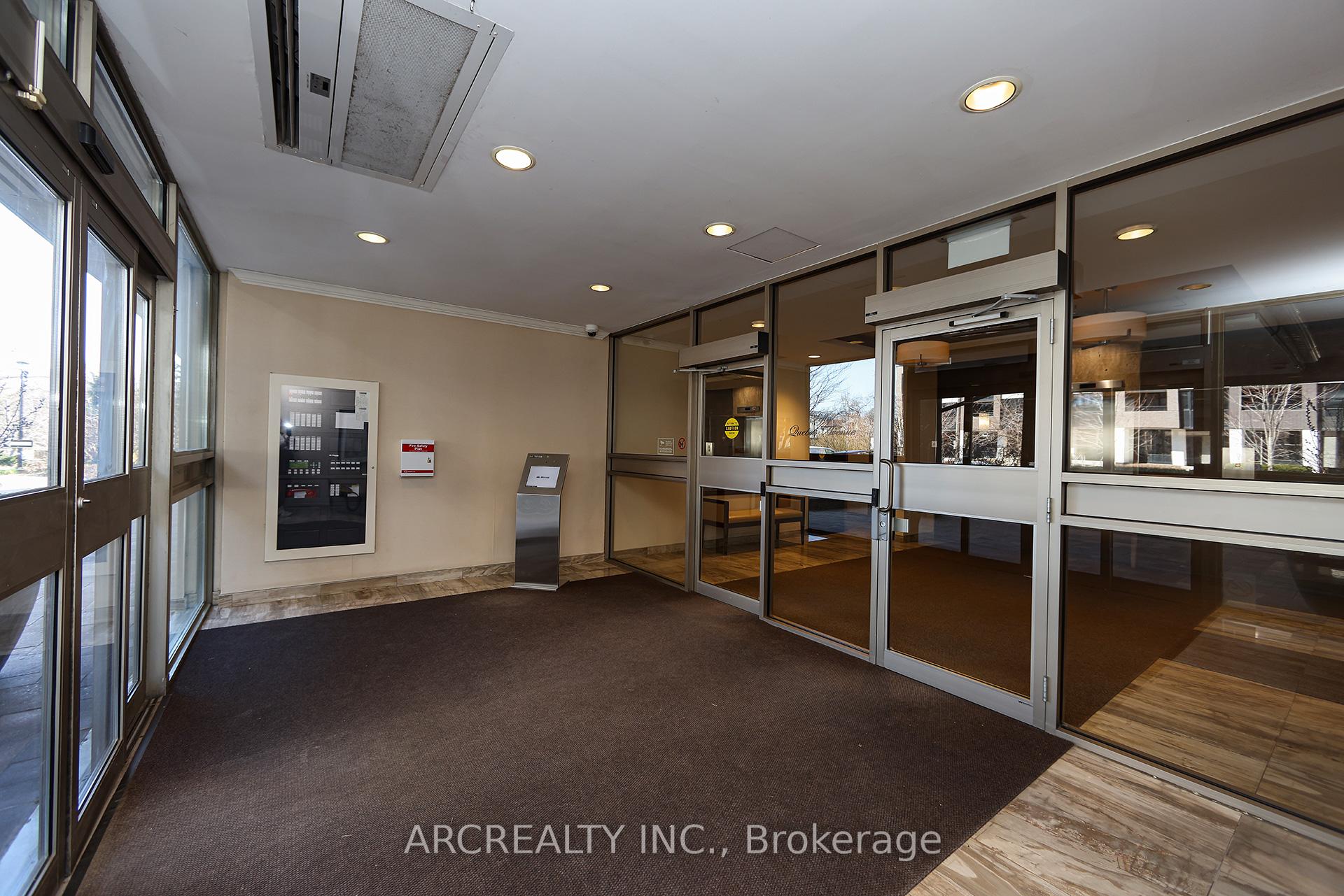 Photo 7 of Unit 2401, 50 Quebec Avenue, Toronto, High Park North — HOMEH