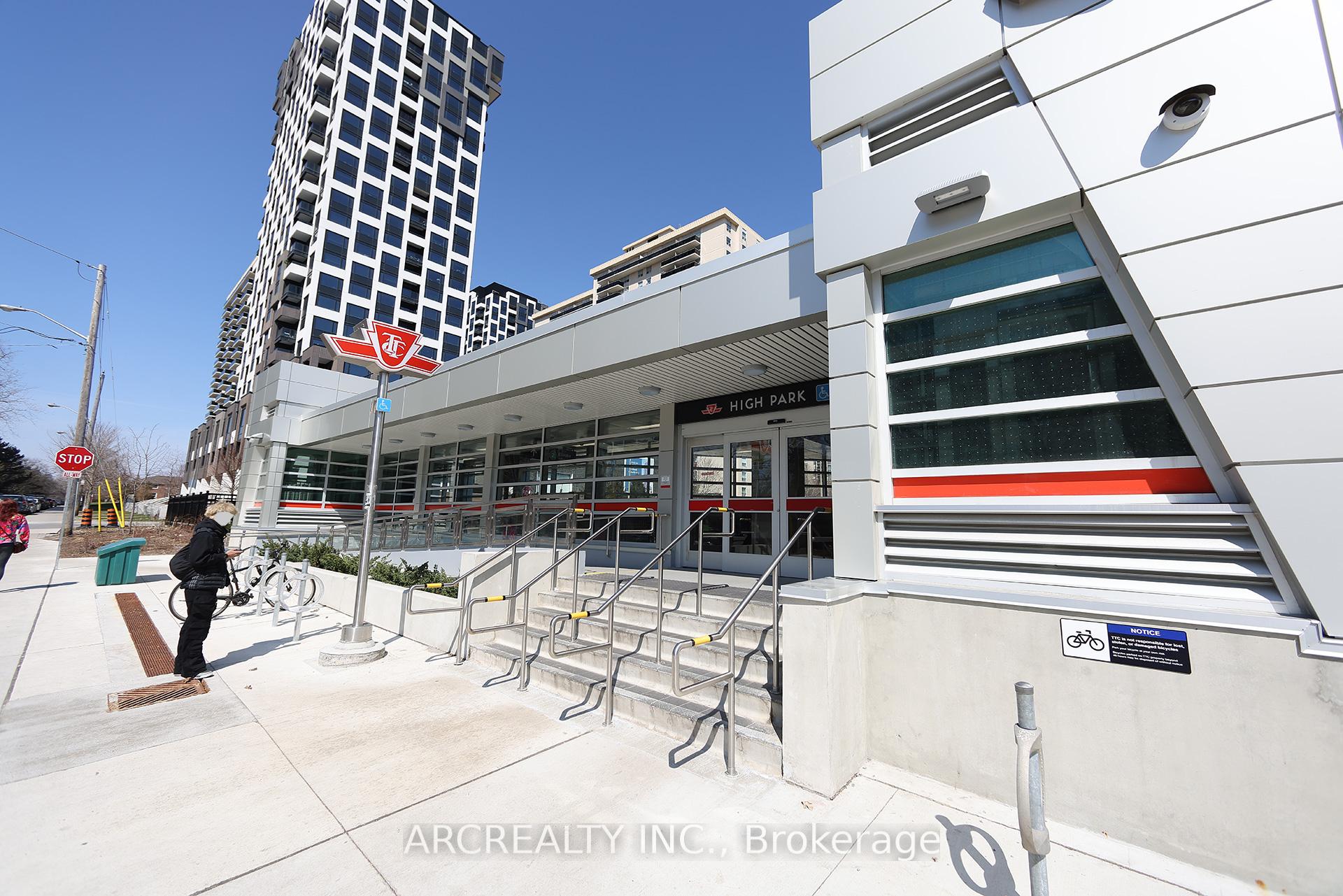 Photo 46 of Unit 2401, 50 Quebec Avenue, Toronto, High Park North — HOMEH