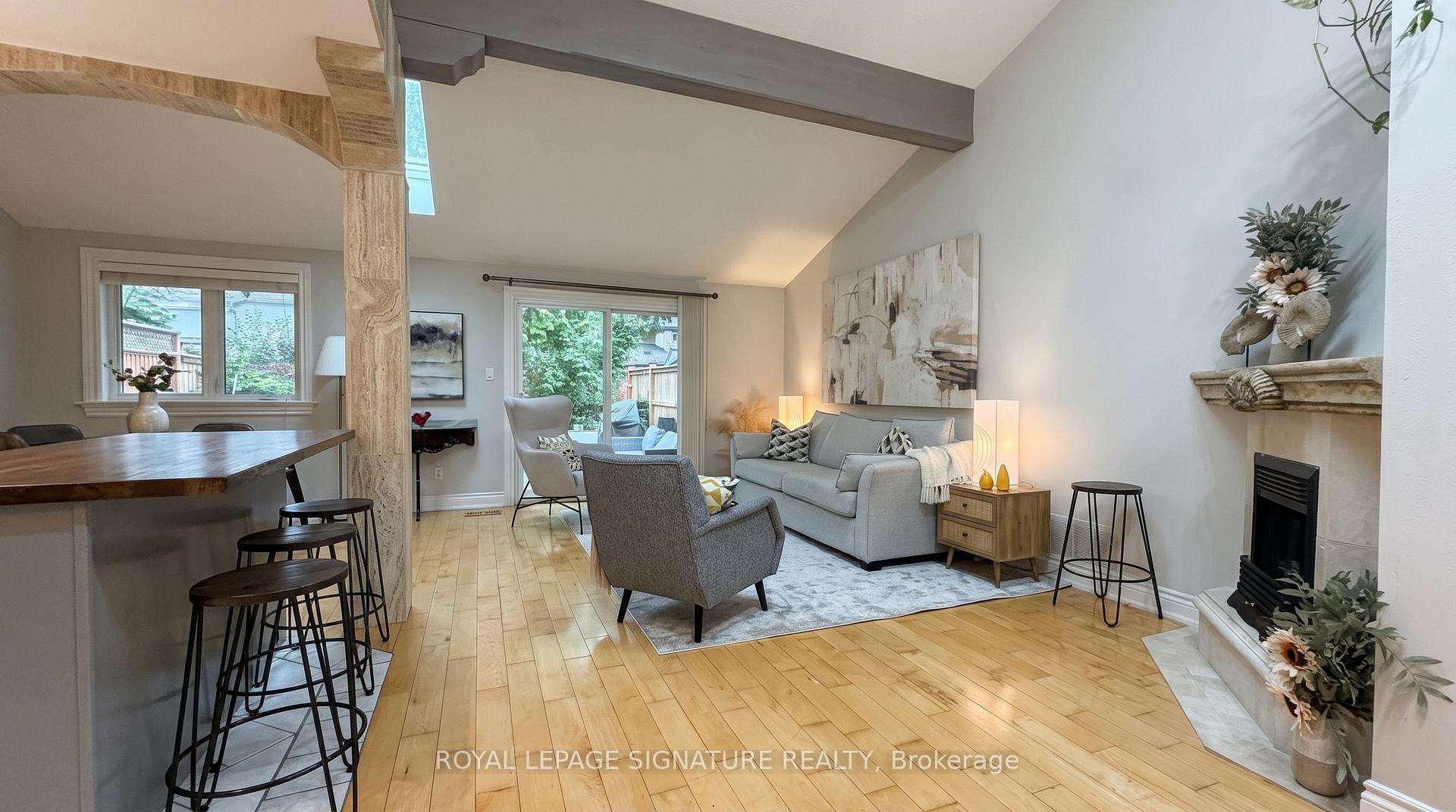Photo 4 of 4196 Pheasant Run, Mississauga, Erin Mills — HOMEH