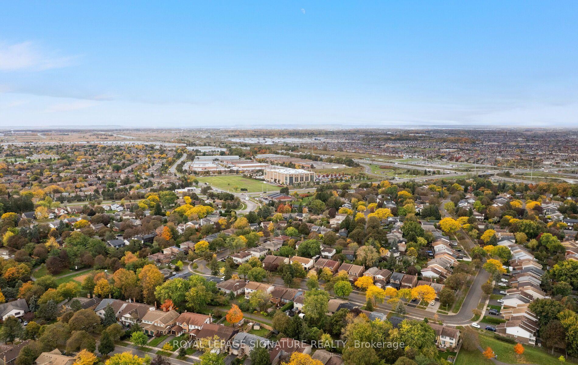 Photo 46 of 4196 Pheasant Run, Mississauga, Erin Mills — HOMEH