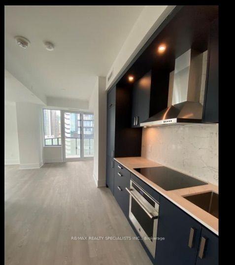 Photo 5 of Unit 1706, 470 Front Street W, Toronto, Waterfront Communities — HOMEH