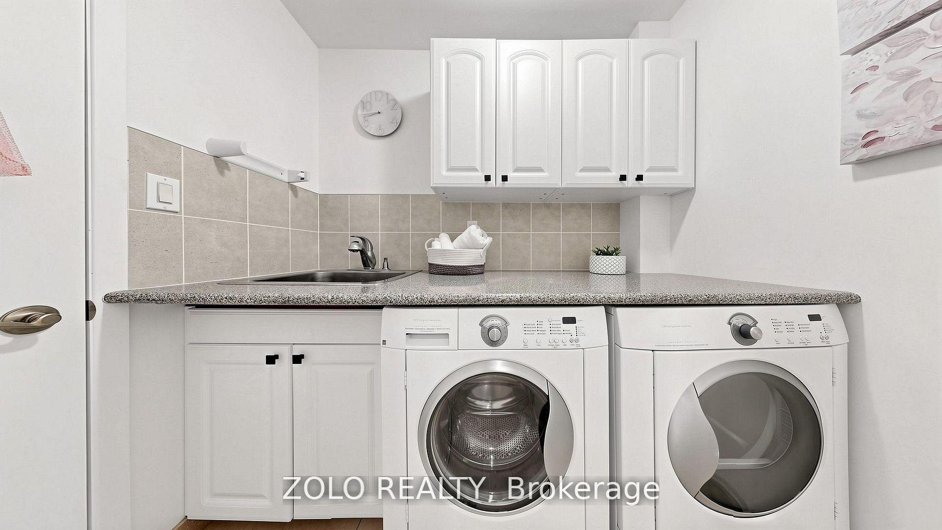Photo 24 of 41 Meadowcliffe Drive, Scarborough, Cliffcrest — HOMEH