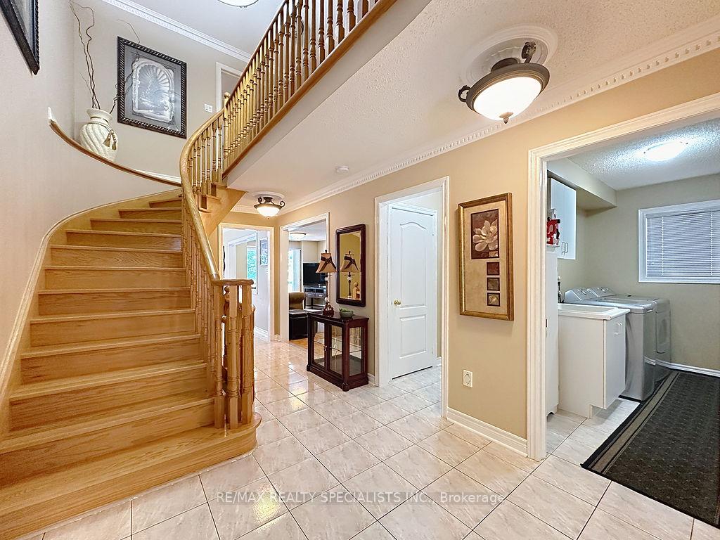 Photo 5 of 9 Siesta Court, Brampton, Sandringham-Wellington — HOMEH