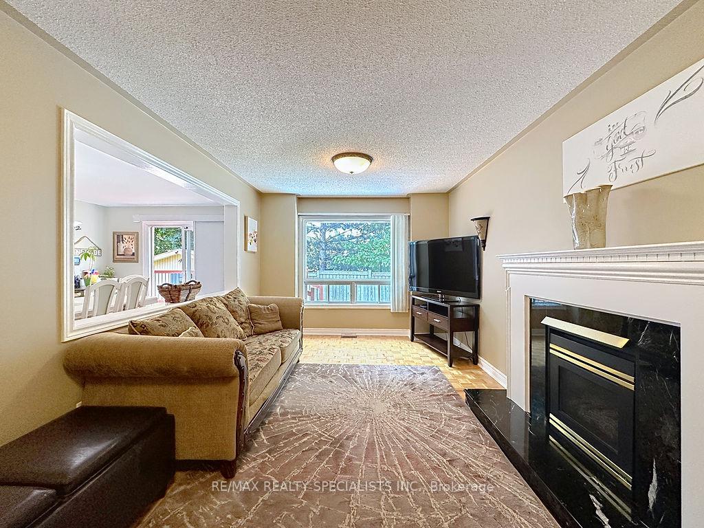 Photo 6 of 9 Siesta Court, Brampton, Sandringham-Wellington — HOMEH