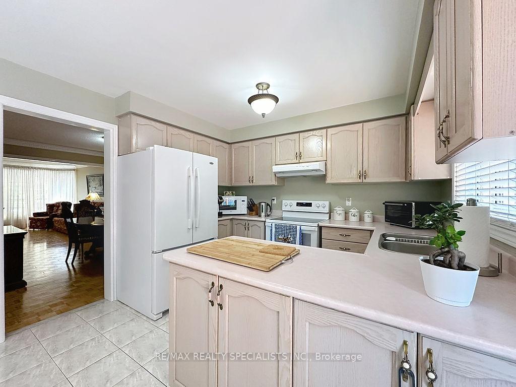 Photo 11 of 9 Siesta Court, Brampton, Sandringham-Wellington — HOMEH