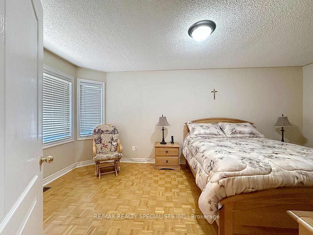Photo 29 of 9 Siesta Court, Brampton, Sandringham-Wellington — HOMEH