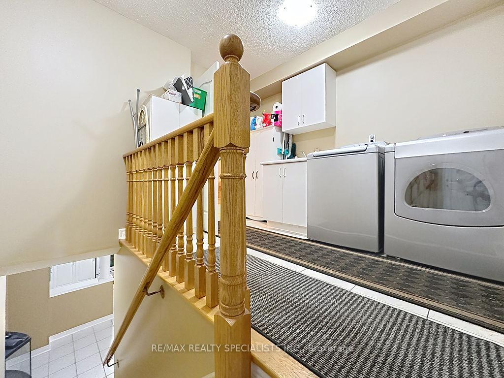Photo 33 of 9 Siesta Court, Brampton, Sandringham-Wellington — HOMEH