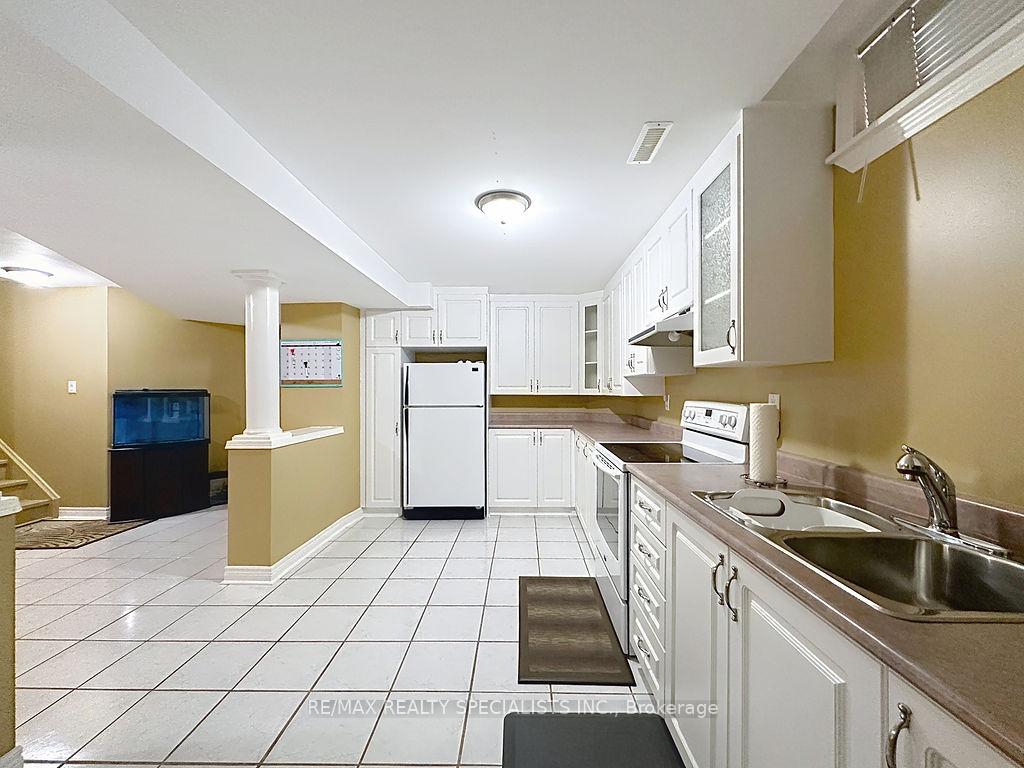 Photo 35 of 9 Siesta Court, Brampton, Sandringham-Wellington — HOMEH