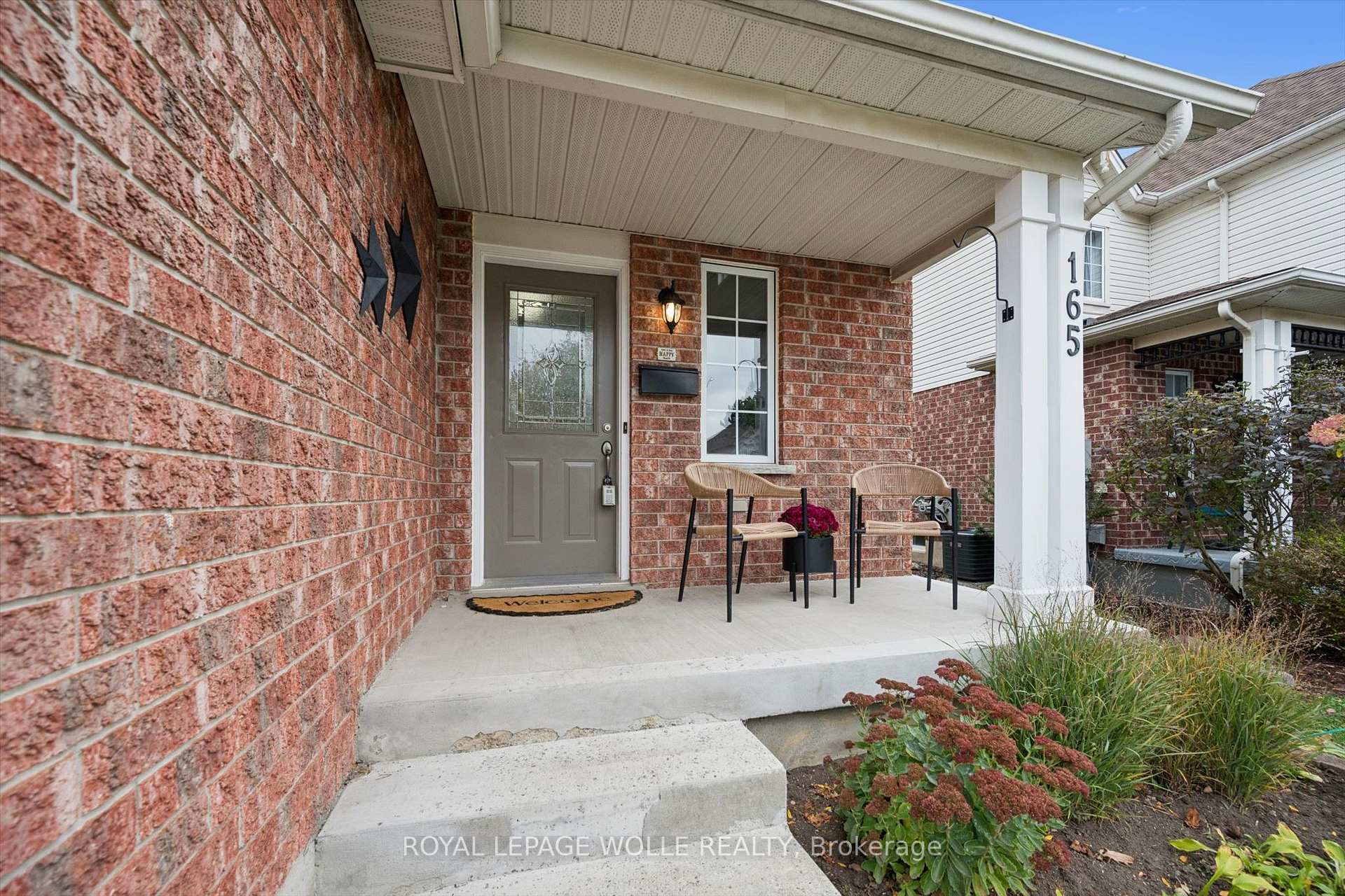 Photo 3 of 165 Cavelletti Court, Waterloo, Bridgeport — HOMEH
