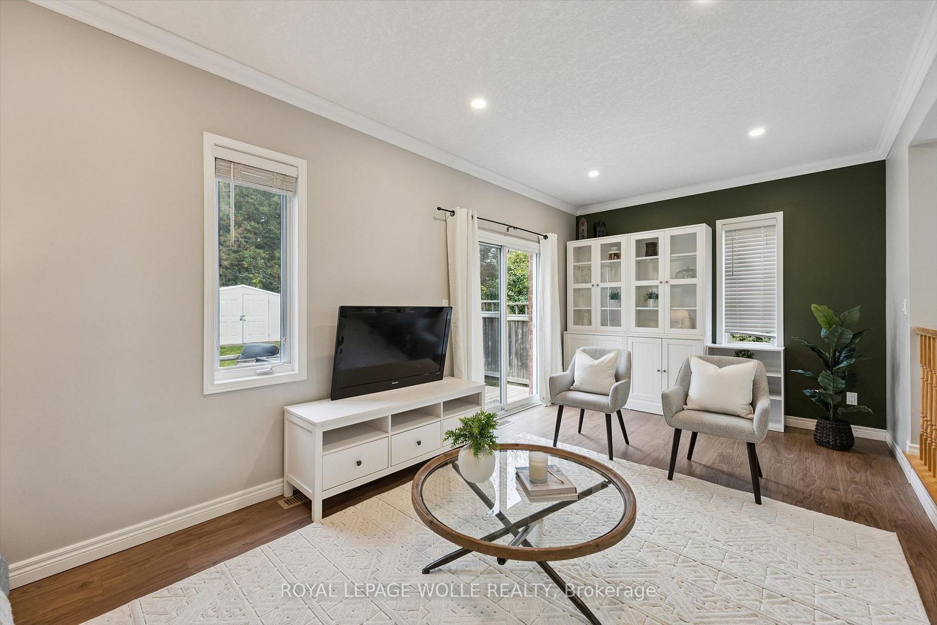 Photo 7 of 165 Cavelletti Court, Waterloo, Bridgeport — HOMEH