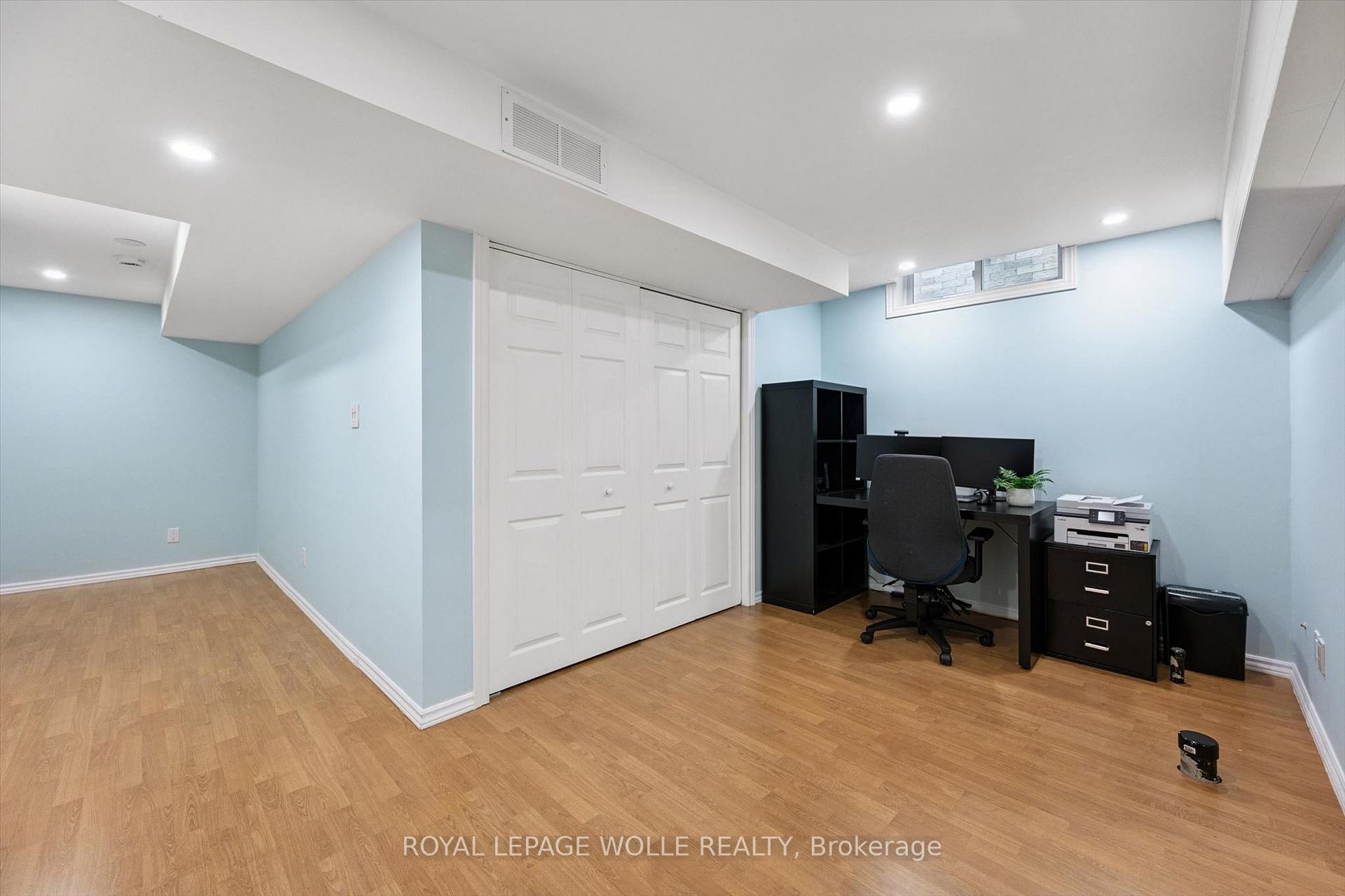 Photo 23 of 165 Cavelletti Court, Waterloo, Bridgeport — HOMEH