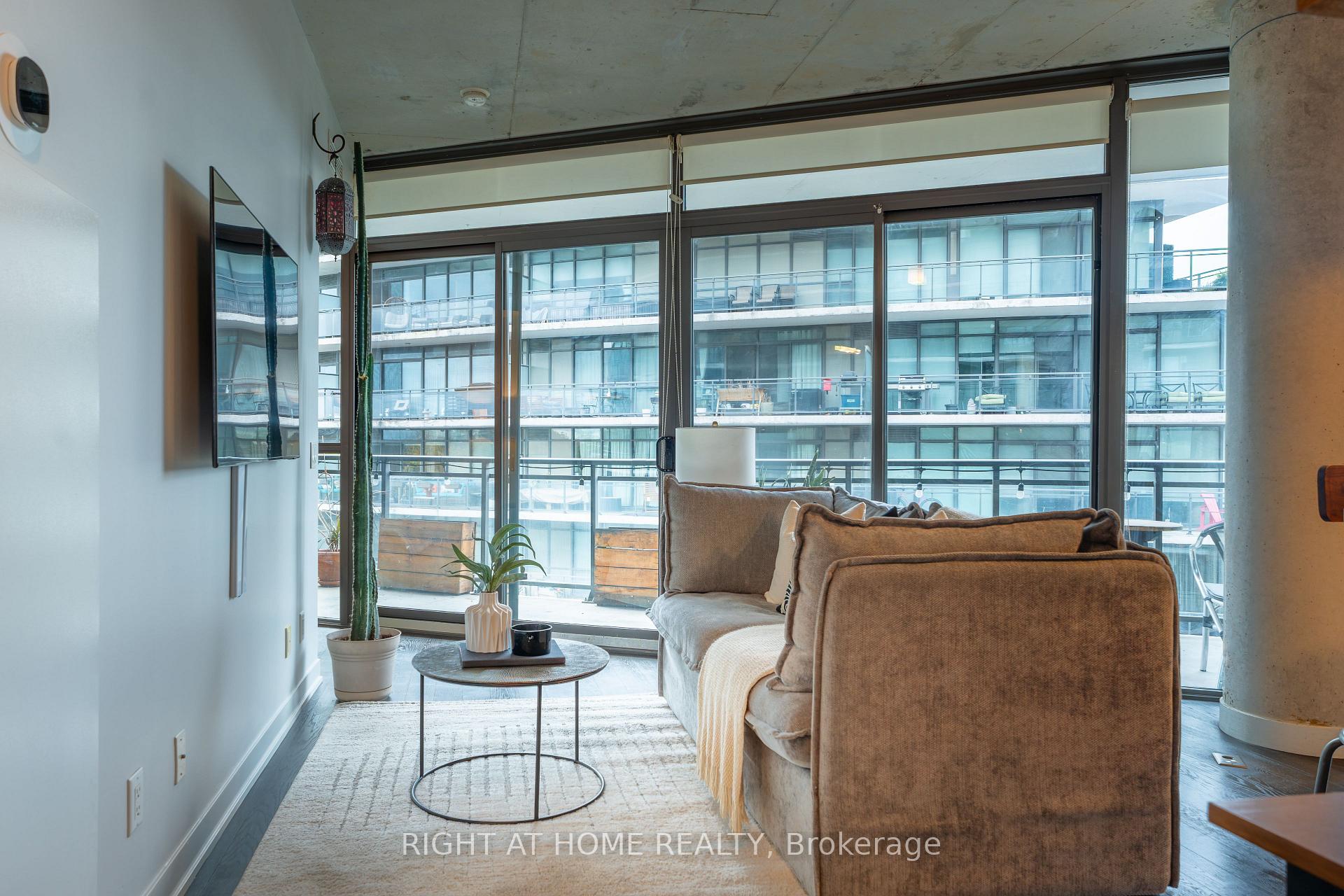 Photo 5 of Unit 702, 1201 Dundas Street E, Toronto, South Riverdale — HOMEH