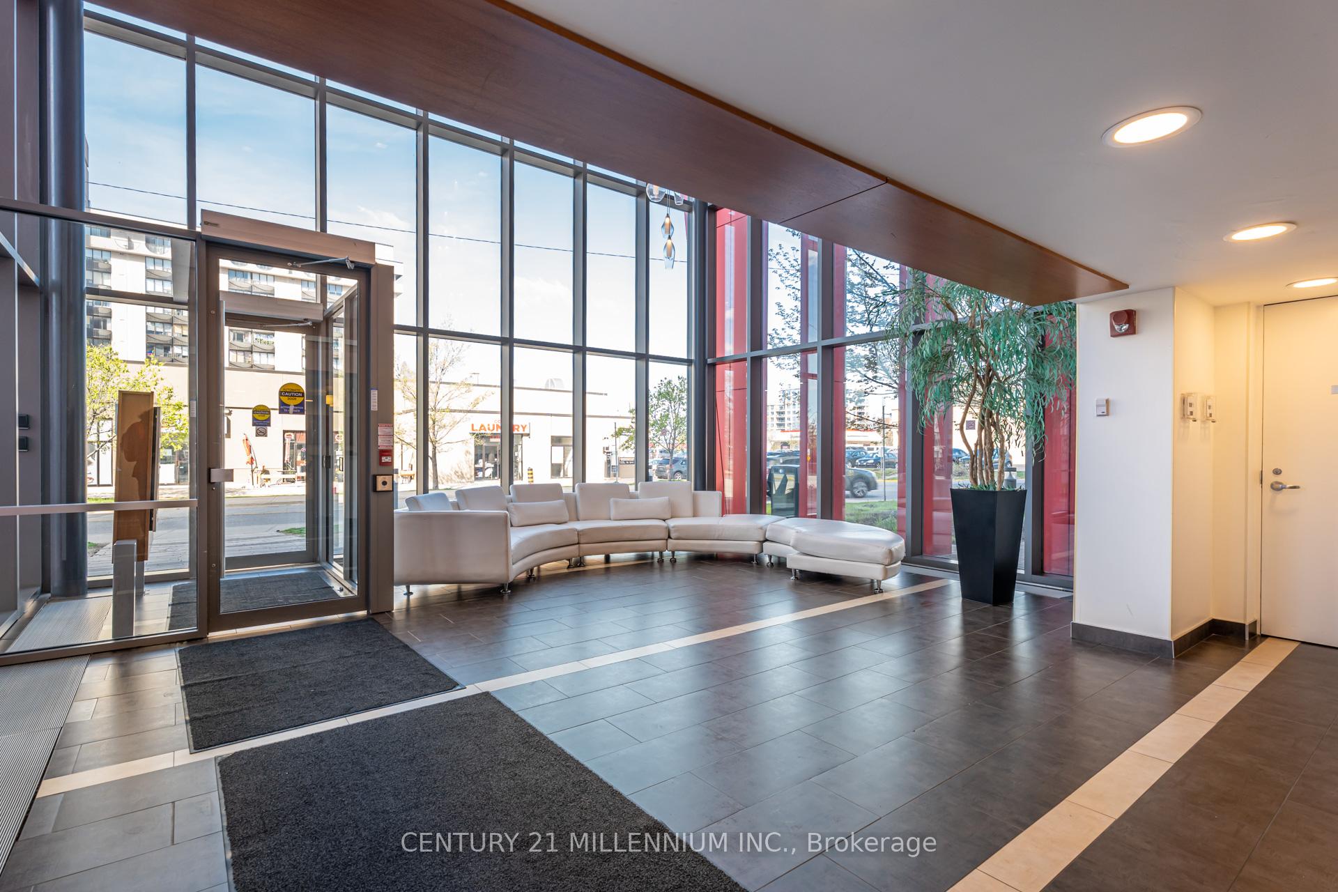 Photo 2 of Unit 821, 15 James Finlay Way, North York, Downsview-Roding-CFB — HOMEH