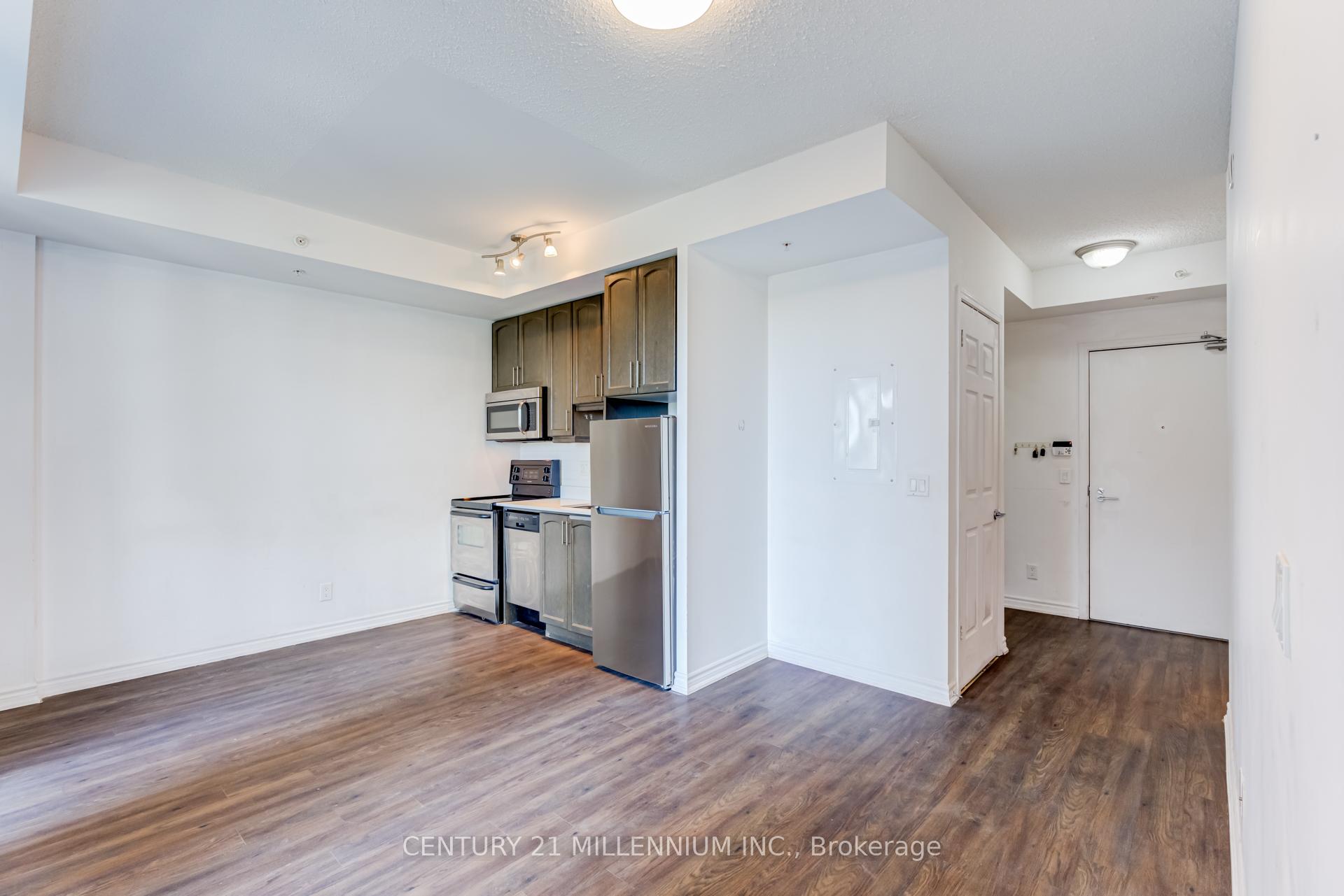 Photo 8 of Unit 821, 15 James Finlay Way, North York, Downsview-Roding-CFB — HOMEH