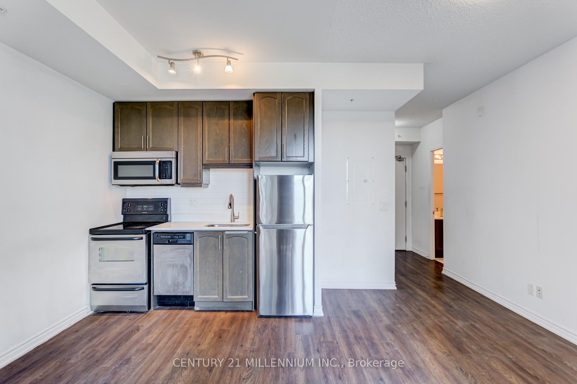 Photo 10 of Unit 821, 15 James Finlay Way, North York, Downsview-Roding-CFB — HOMEH