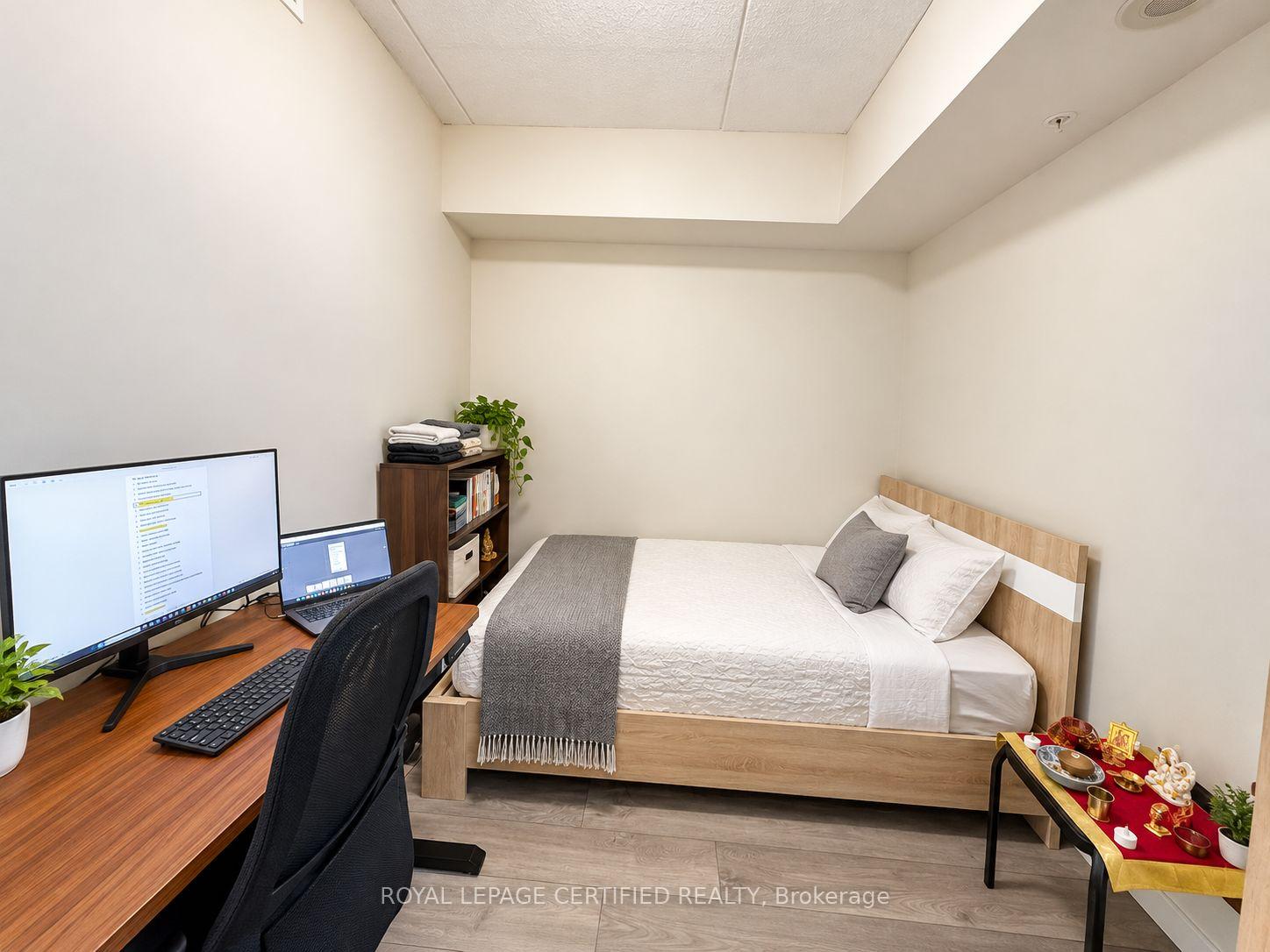 Photo 7 of Unit 1001, 318 Spruce Street S, Waterloo, Downtown Waterloo — HOMEH