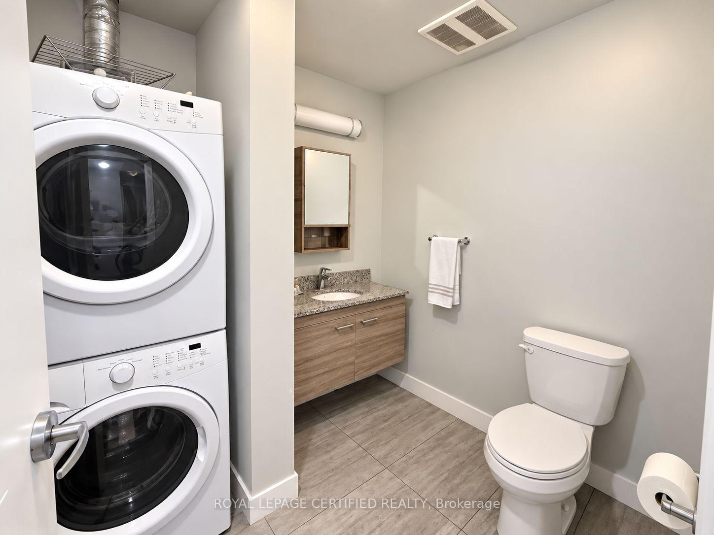 Photo 9 of Unit 1001, 318 Spruce Street S, Waterloo, Downtown Waterloo — HOMEH